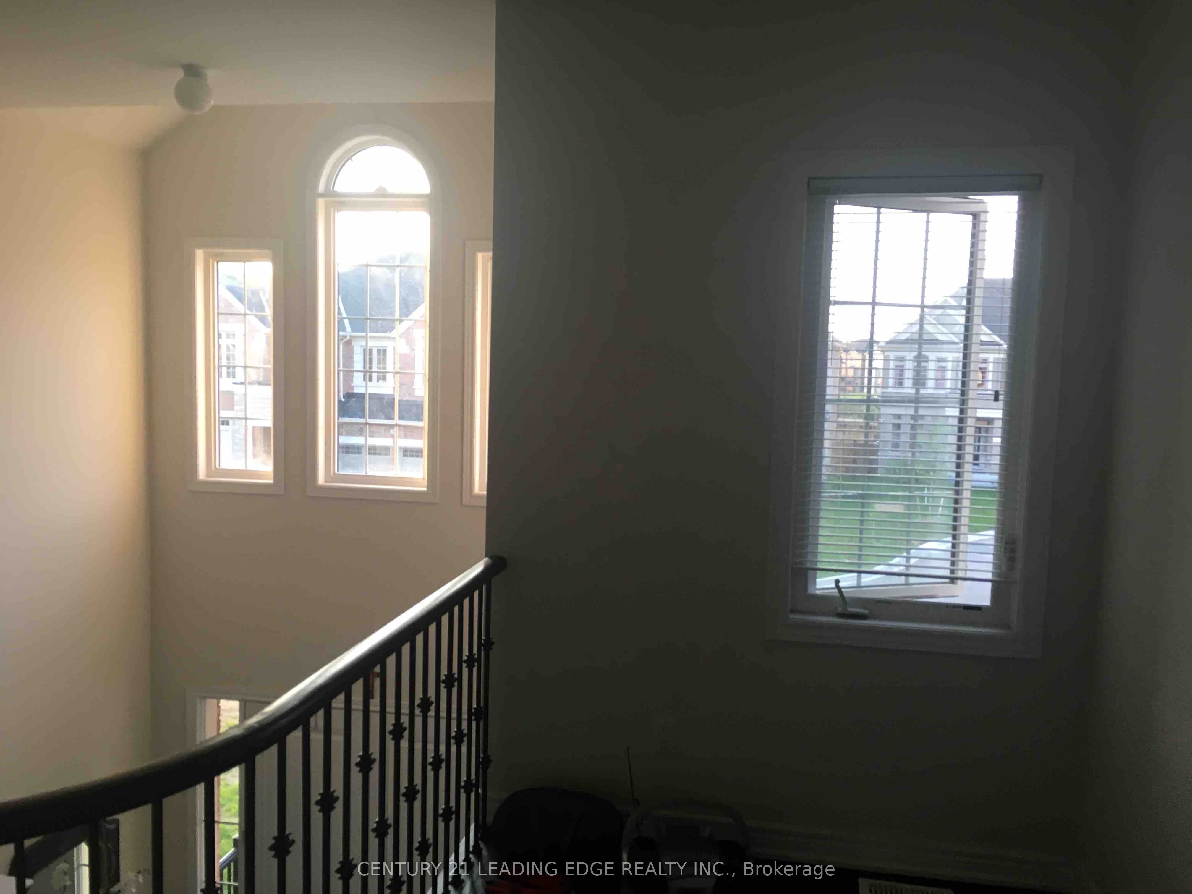 23 Boland Court 1 Bdrm Upper Level Property Photo 5