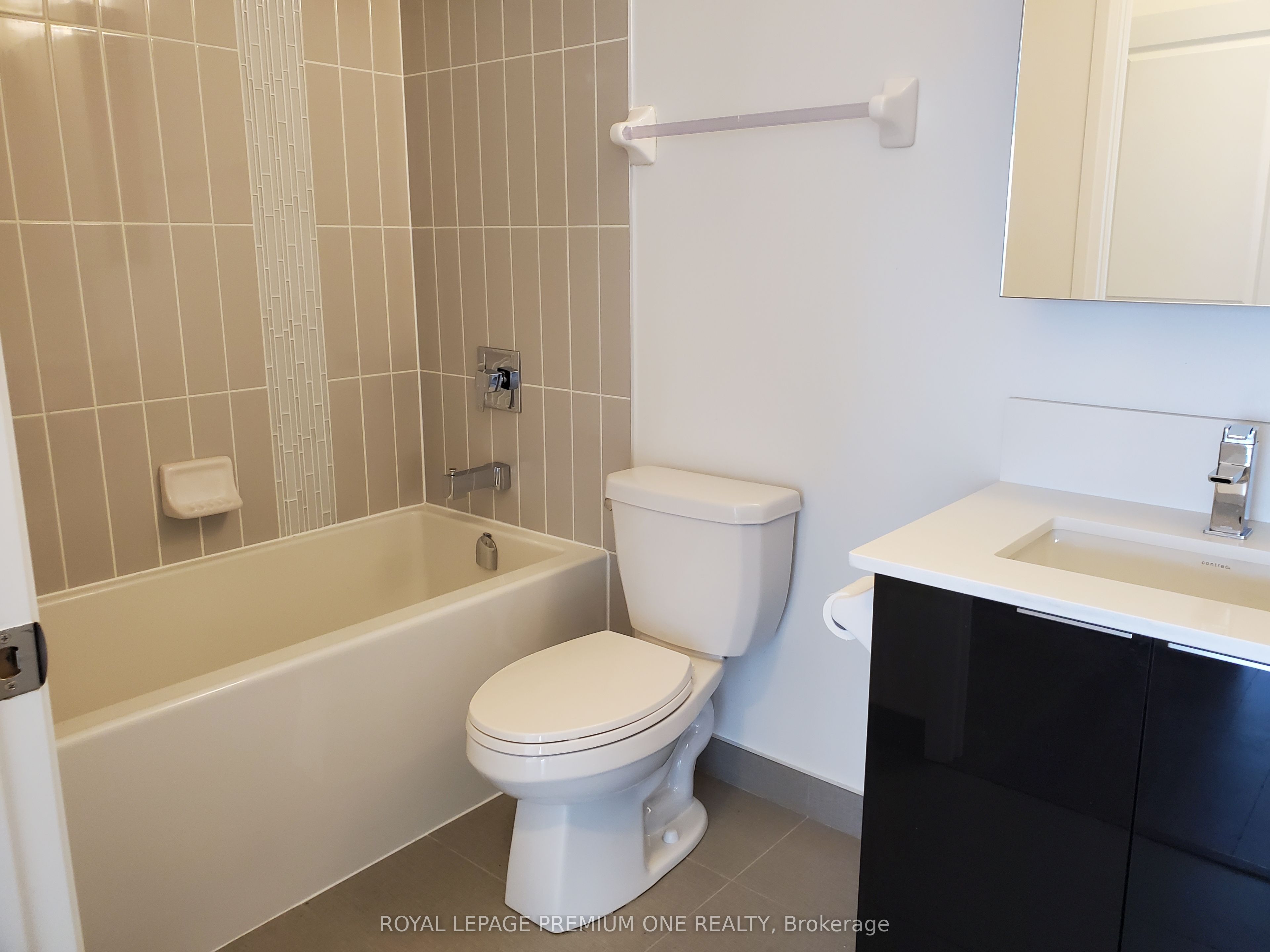99 Eagle Rock Way 416 Property Photo 10