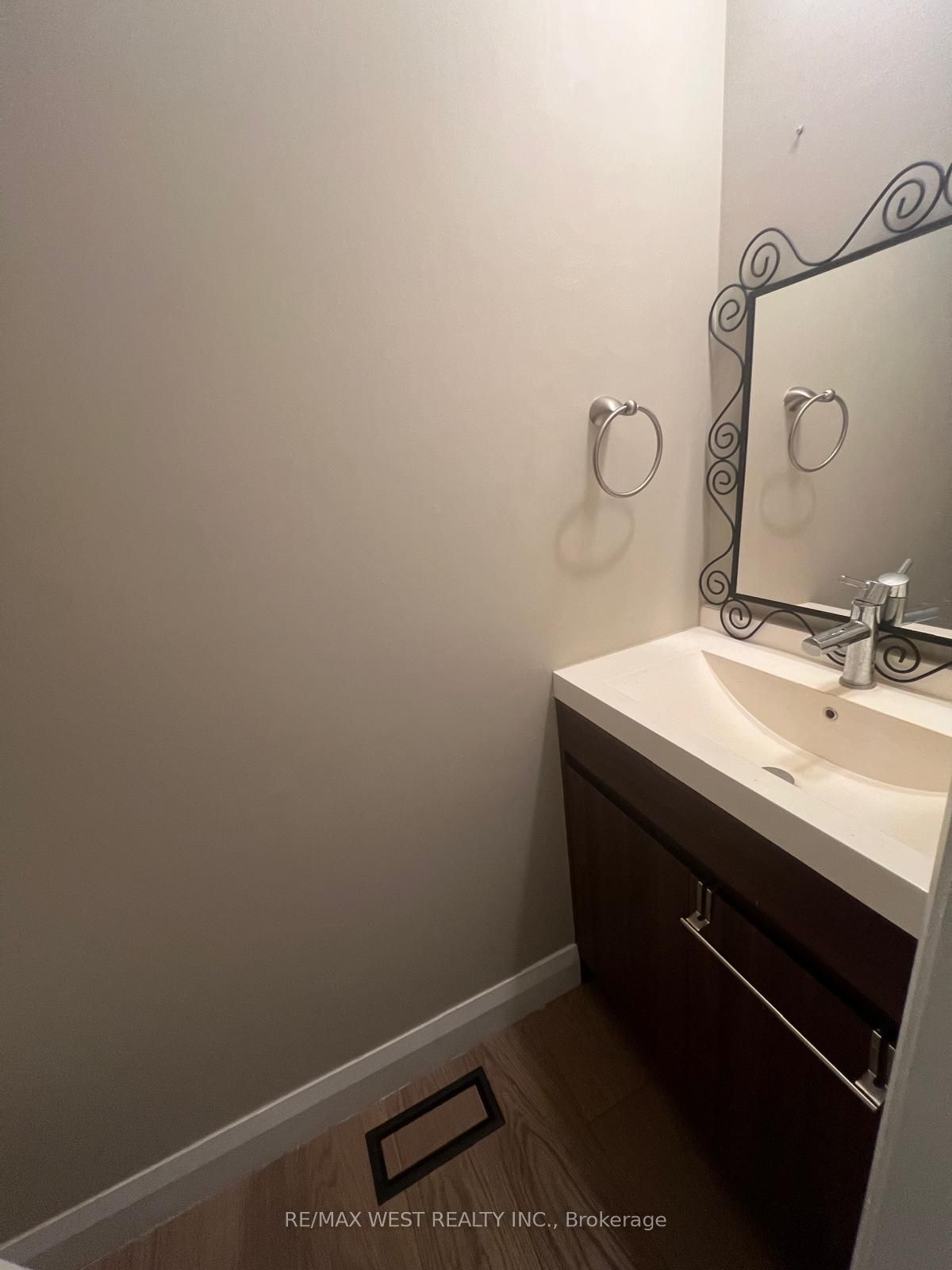 51 Moorcrest Drive Property Photo 14
