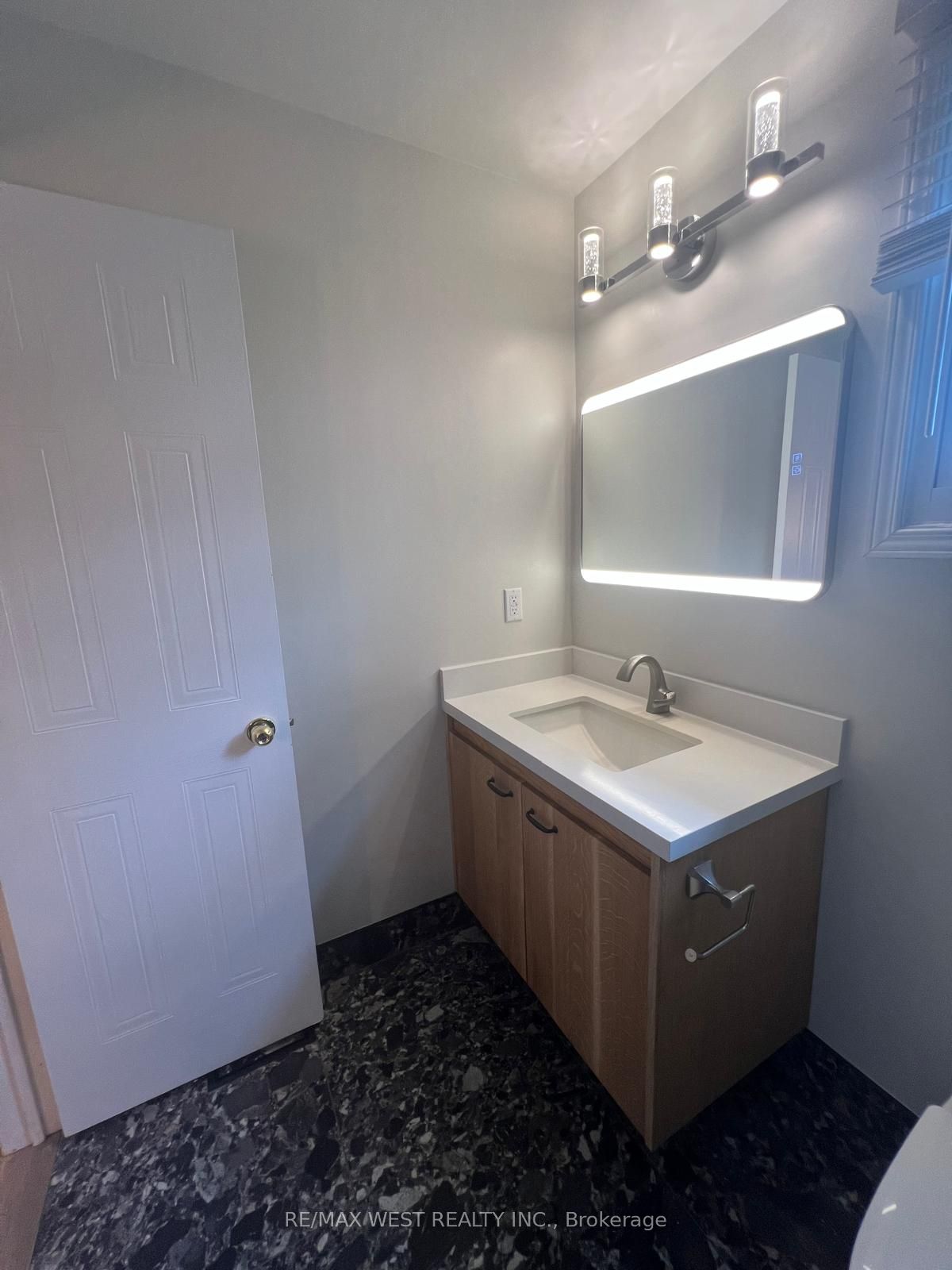 51 Moorcrest Drive Property Photo 23