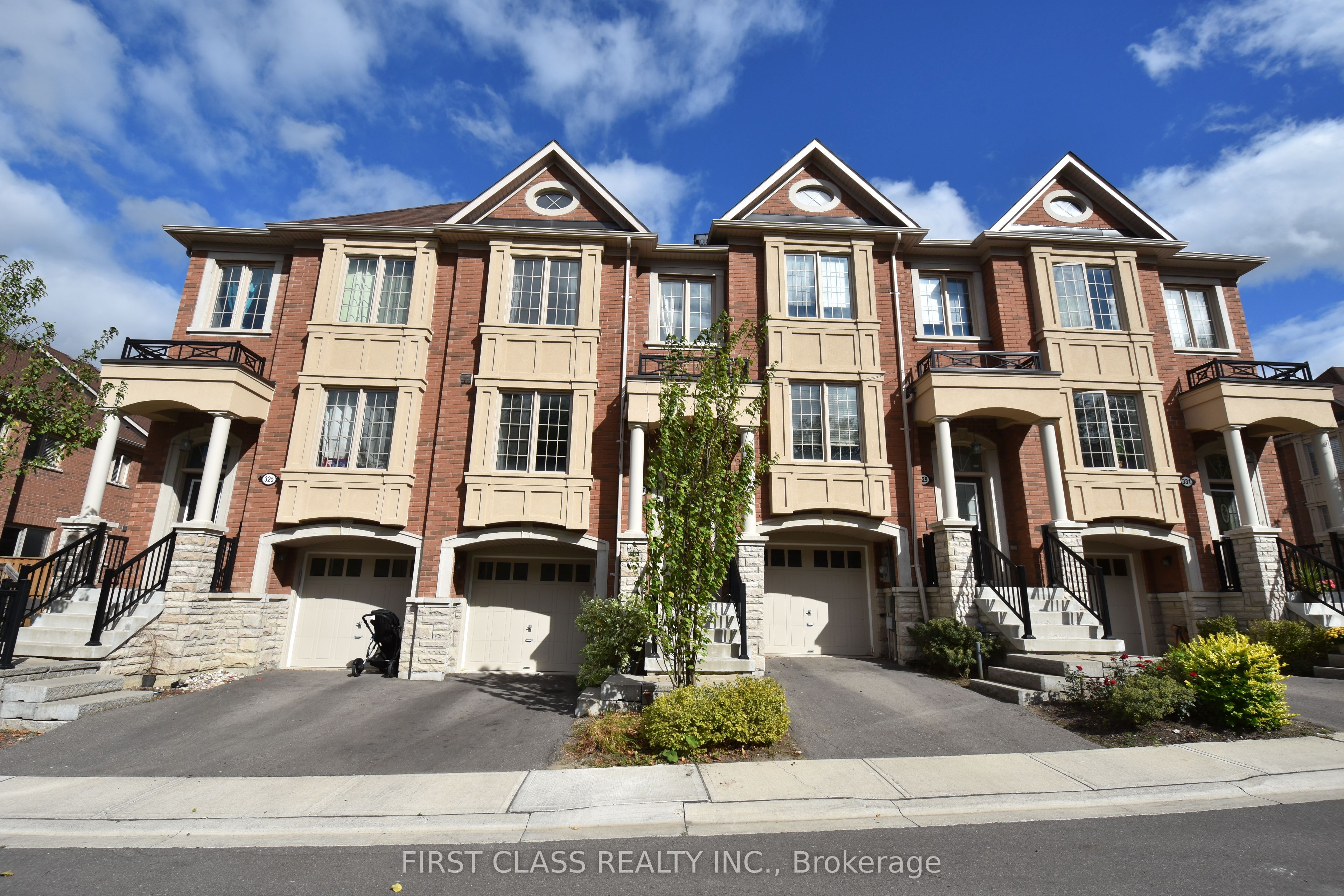 327 Doak Lane Property Photo 1