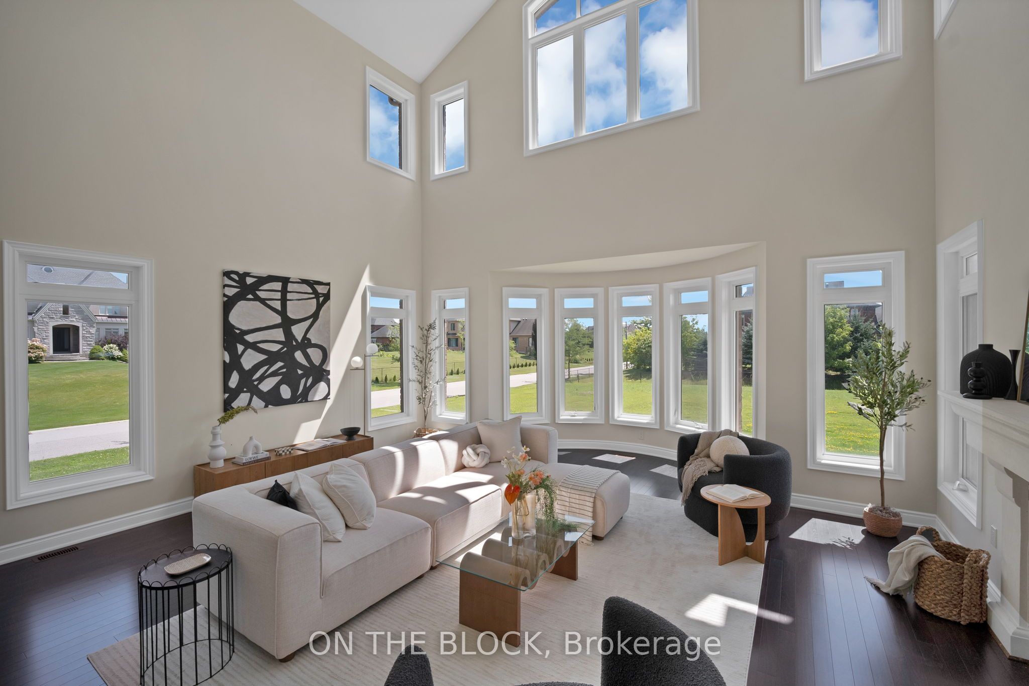 24 Whitewood Drive Property Photo 10