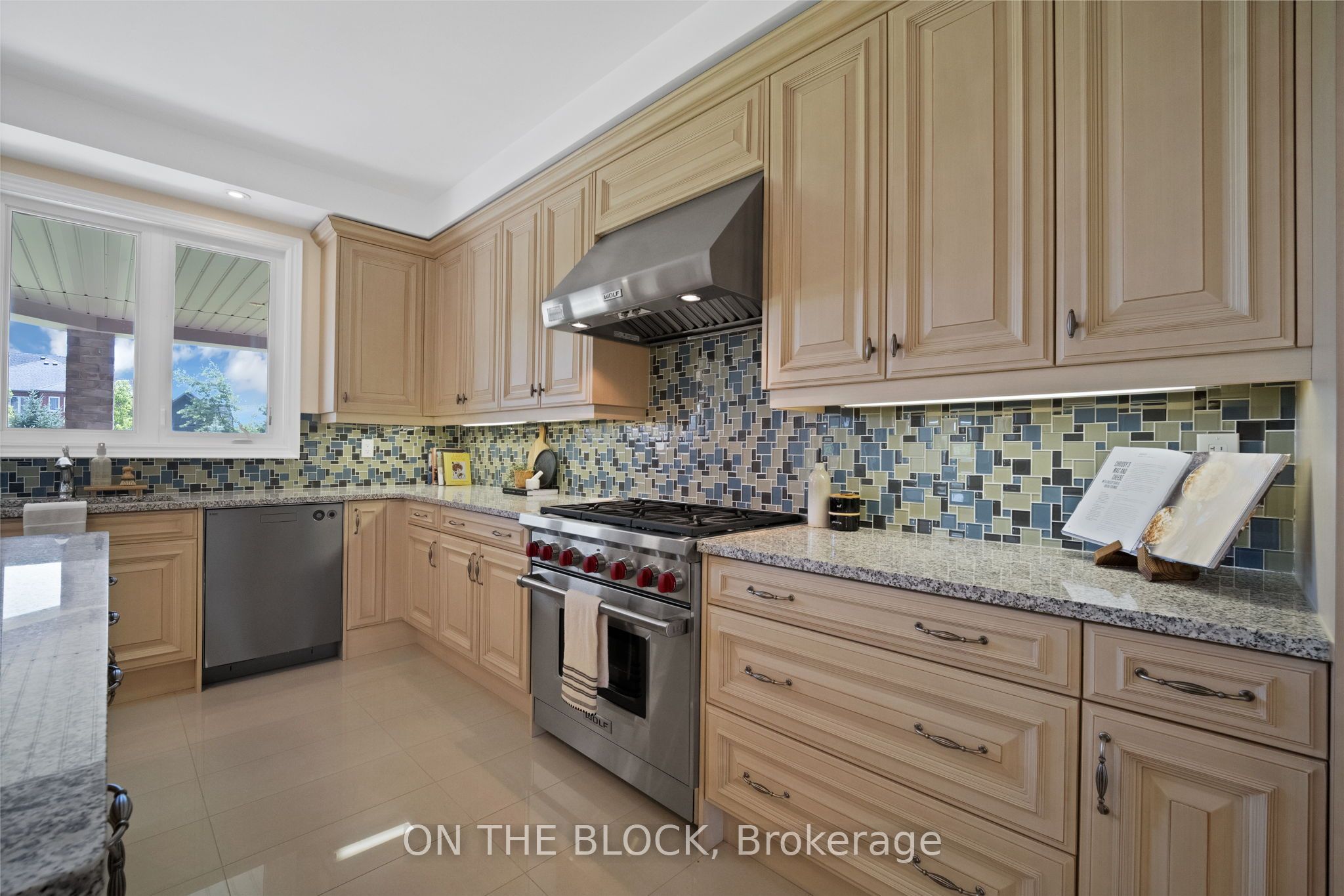 24 Whitewood Drive Property Photo 23