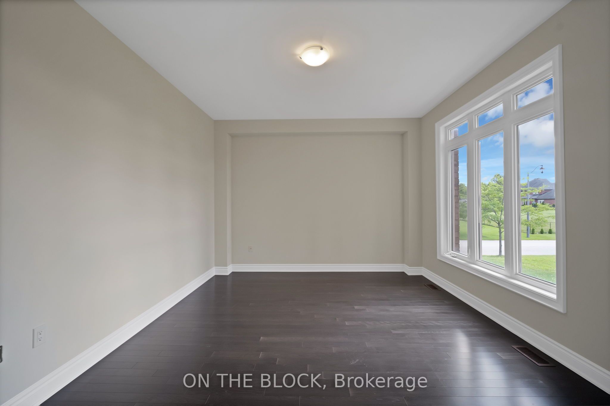 24 Whitewood Drive Property Photo 29