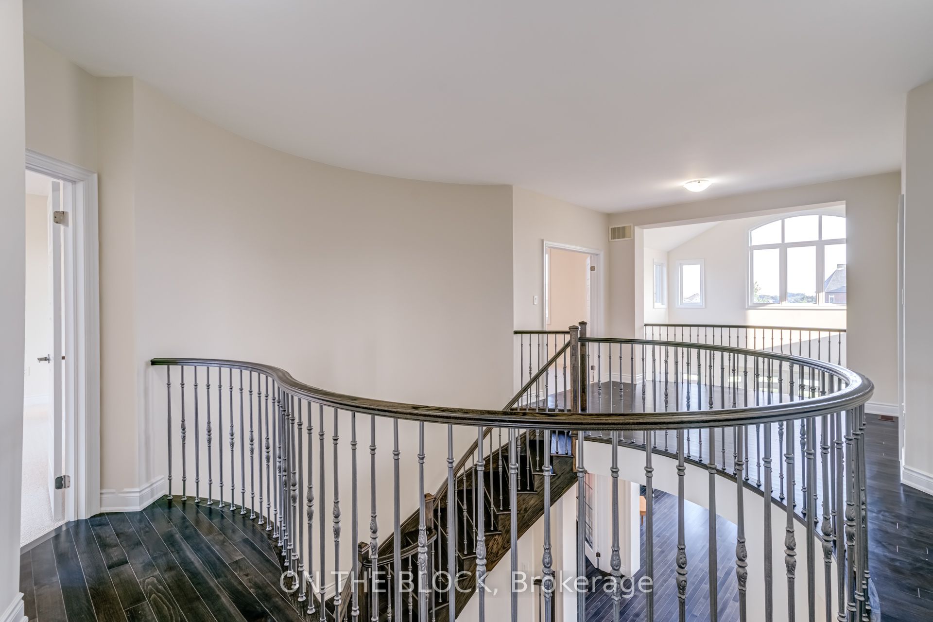 24 Whitewood Drive Property Photo 35