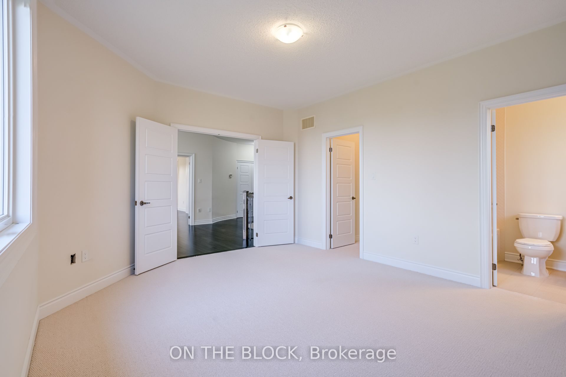 24 Whitewood Drive Property Photo 43