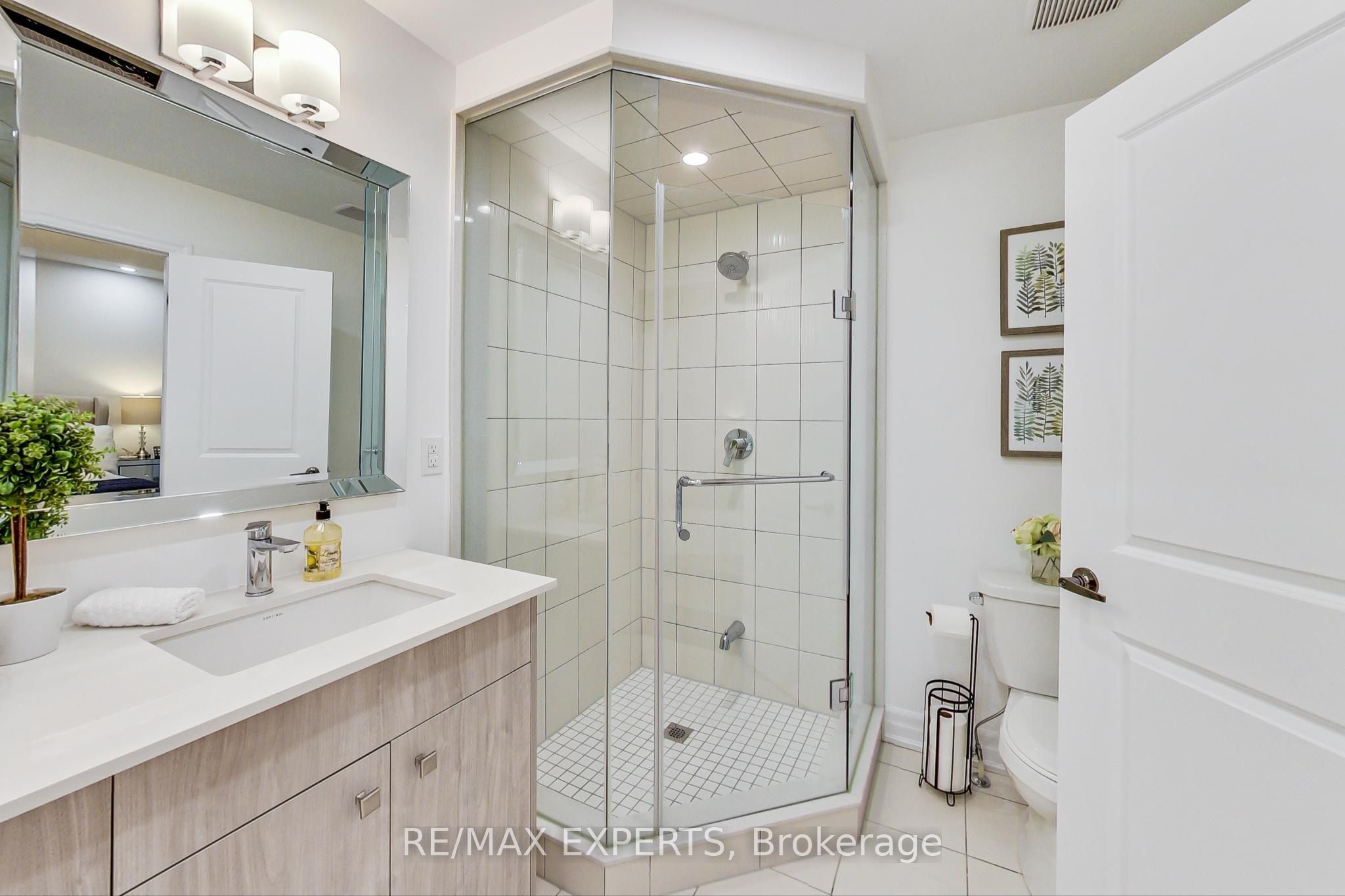 2285 Major Mackenzie Drive W Property Photo 24