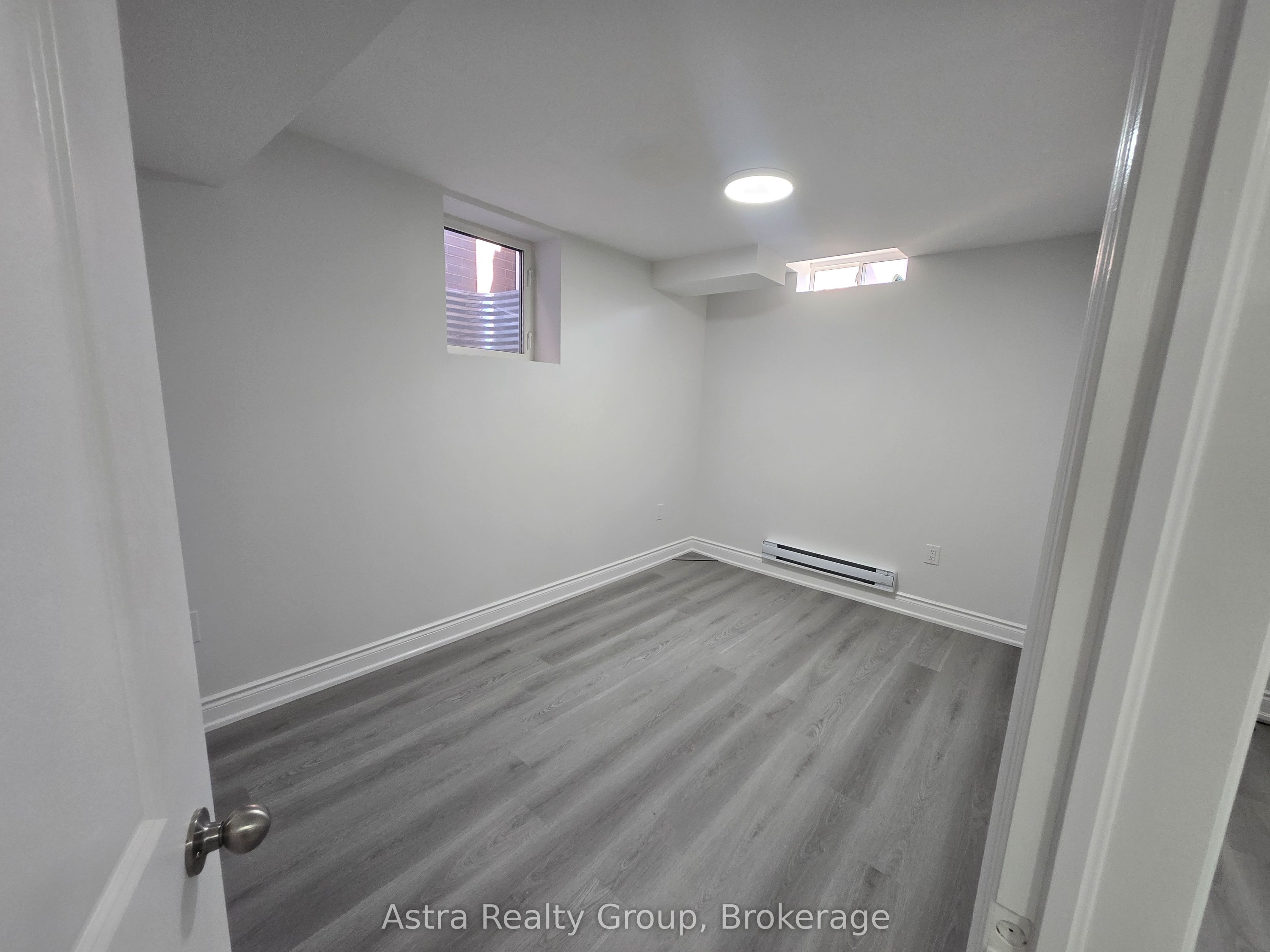 105 Coldwell Bay Circle Property Photo 10
