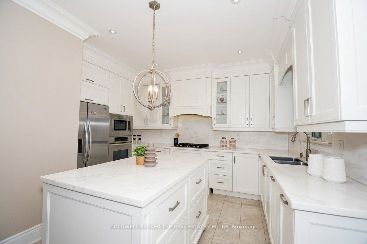 304 Tower Hill Road Property Photo 1