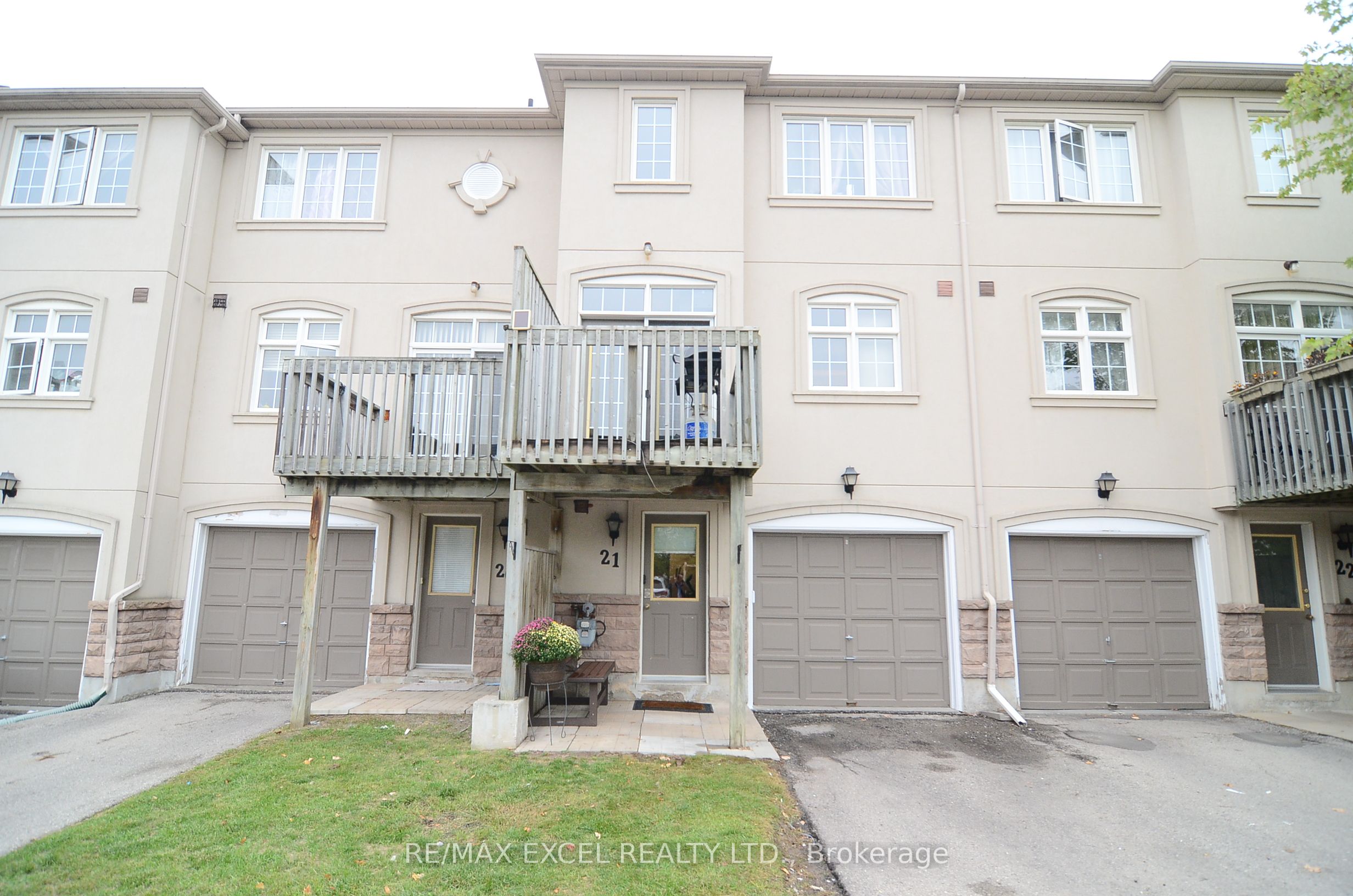 10 Post Oak Drive 21