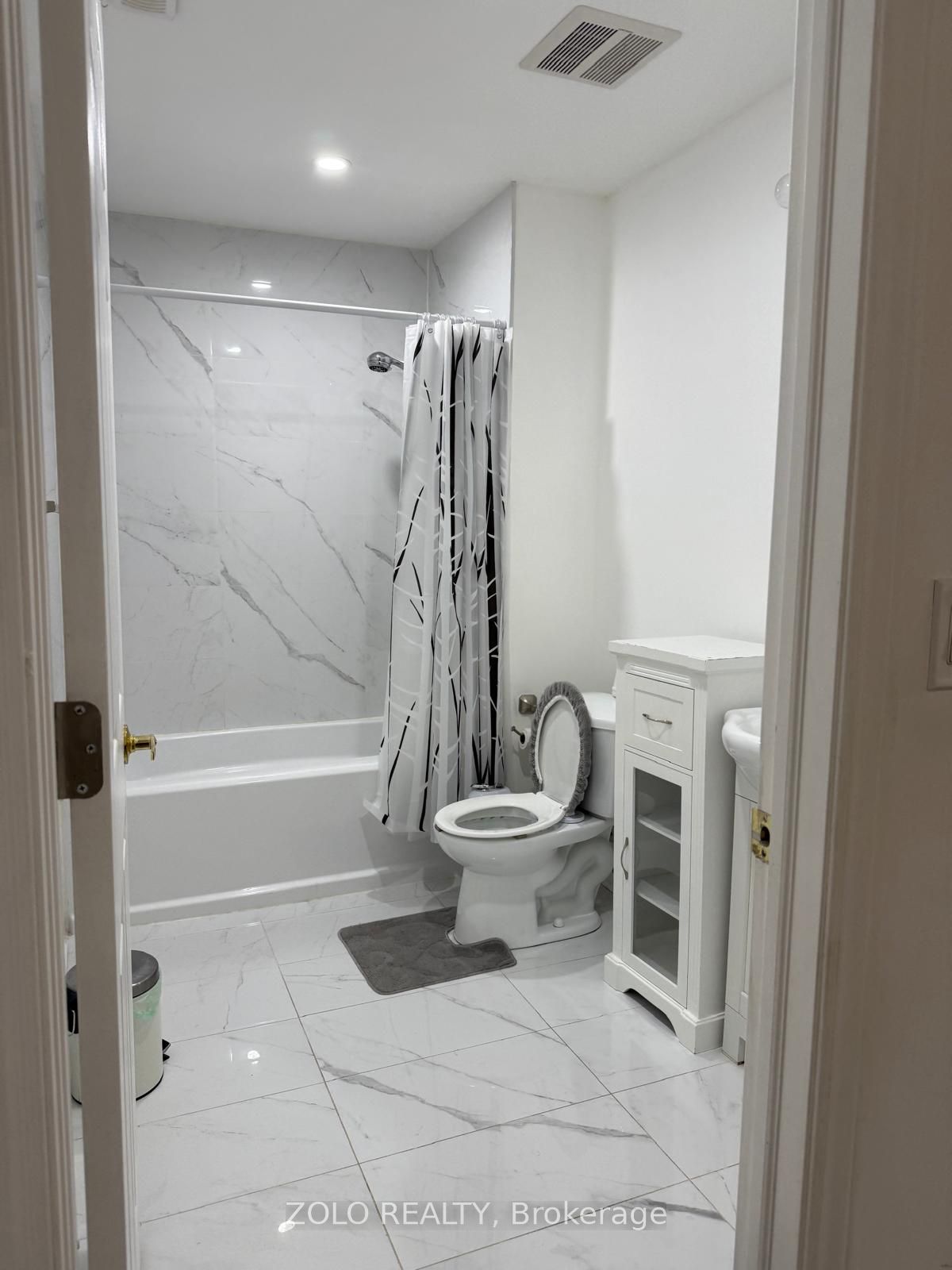 1805 Emberton Way Property Photo 13