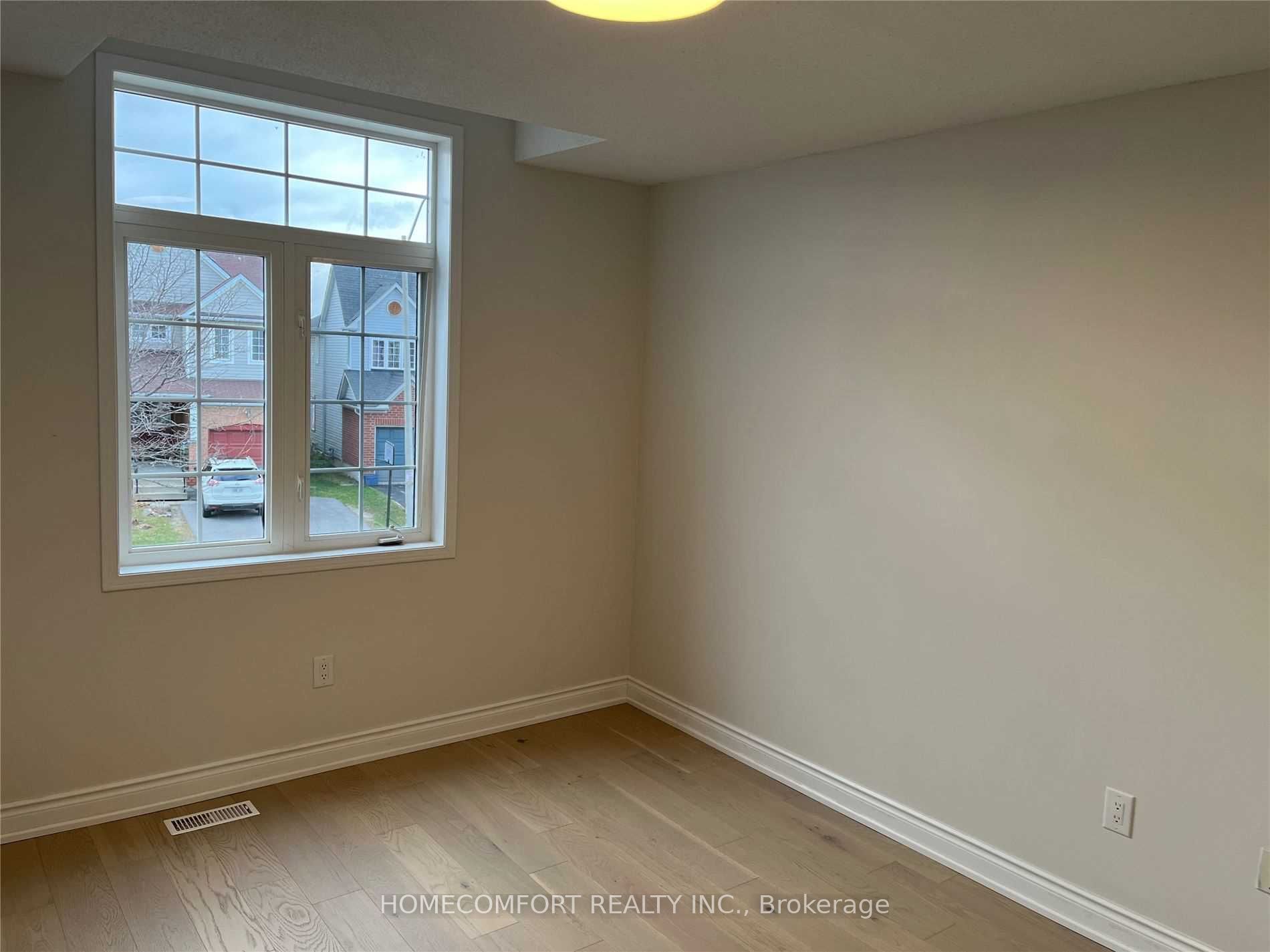 95 Ferncliffe Crescent Property Photo 12