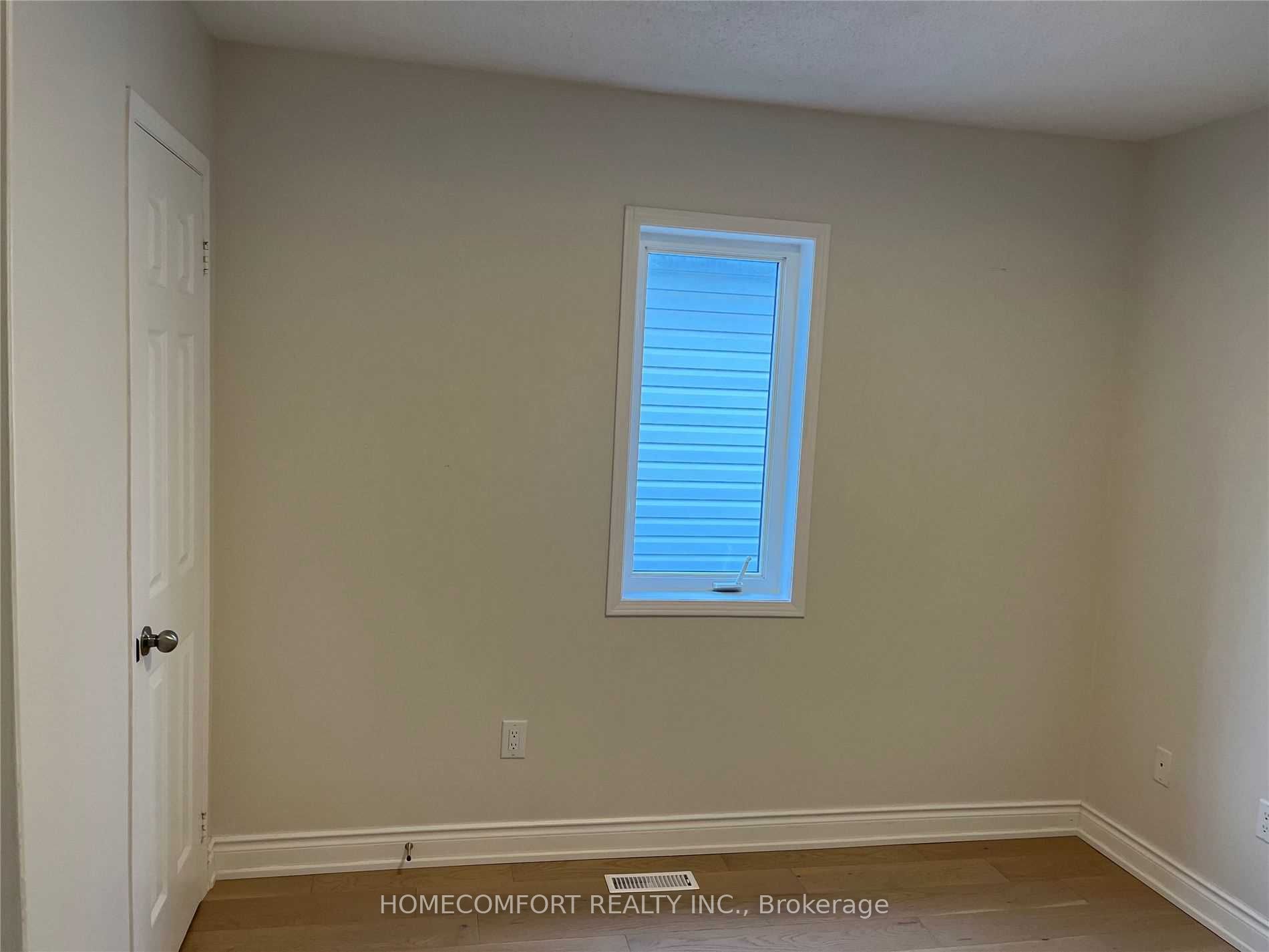 95 Ferncliffe Crescent Property Photo 13
