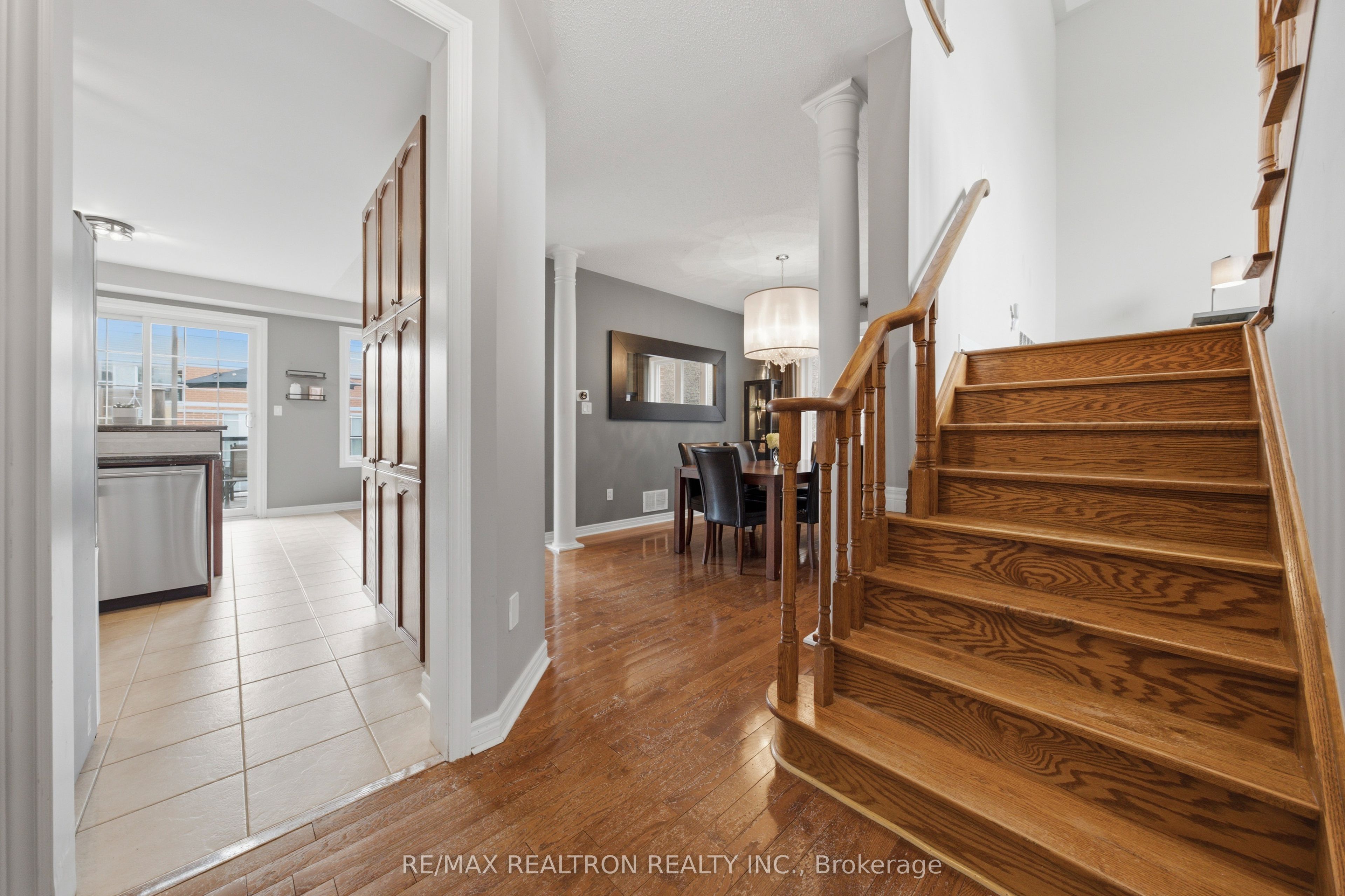 12 Cozens Drive Property Photo 10