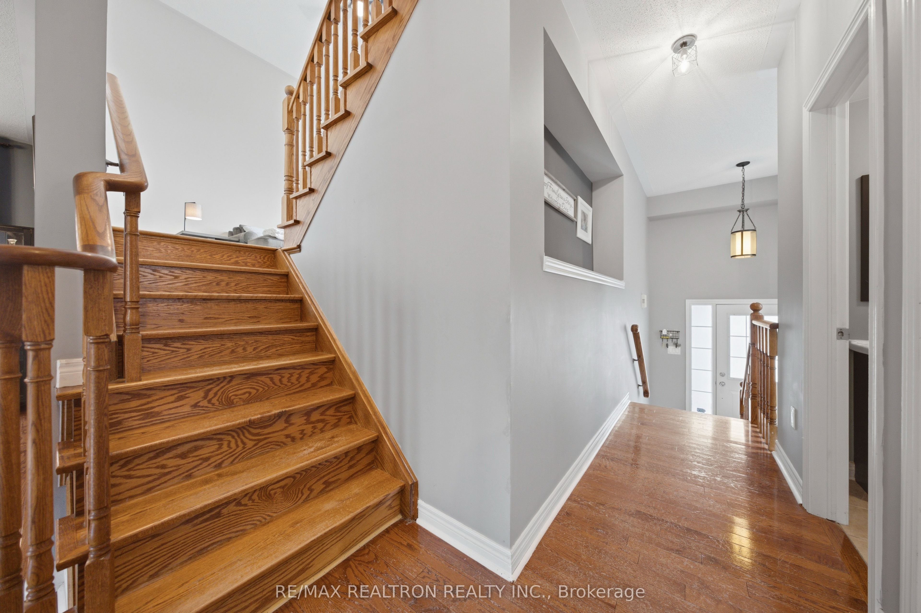 12 Cozens Drive Property Photo 18