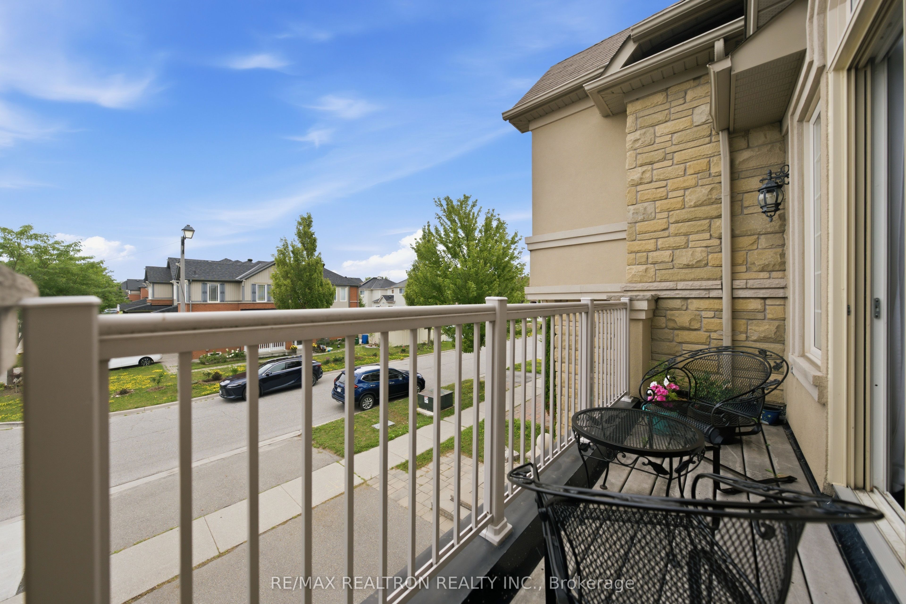 12 Cozens Drive Property Photo 20