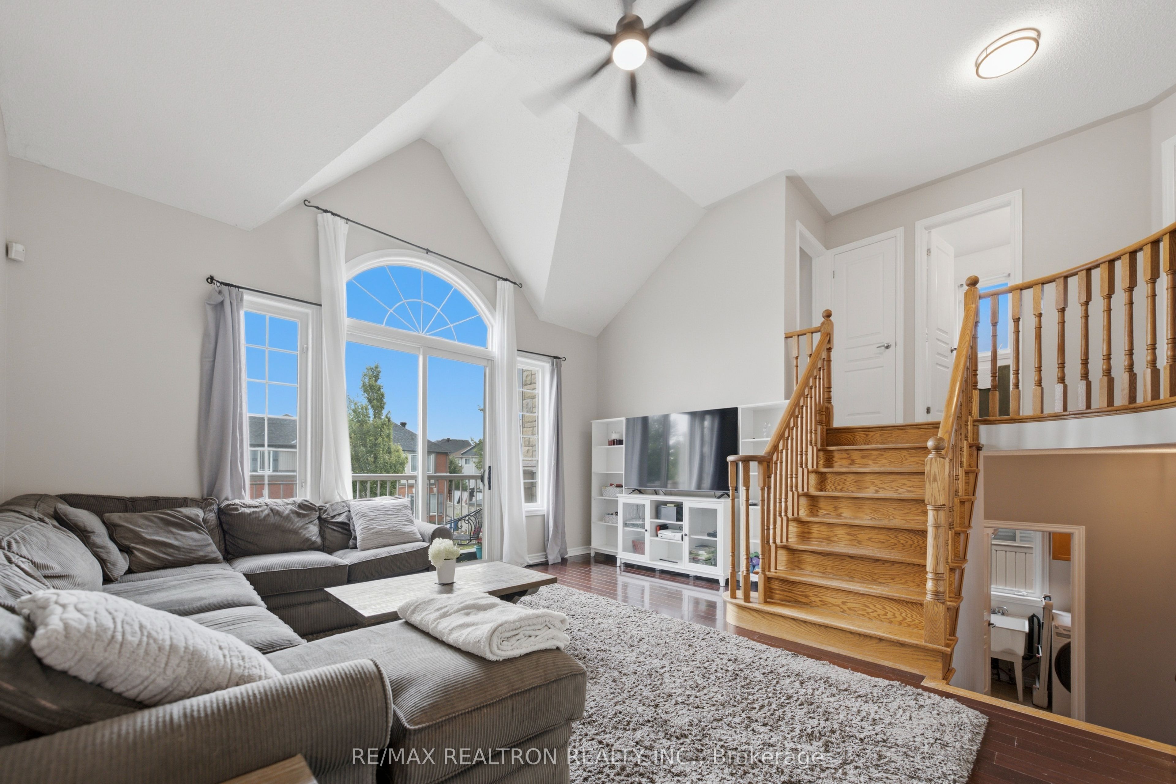 12 Cozens Drive Property Photo 21