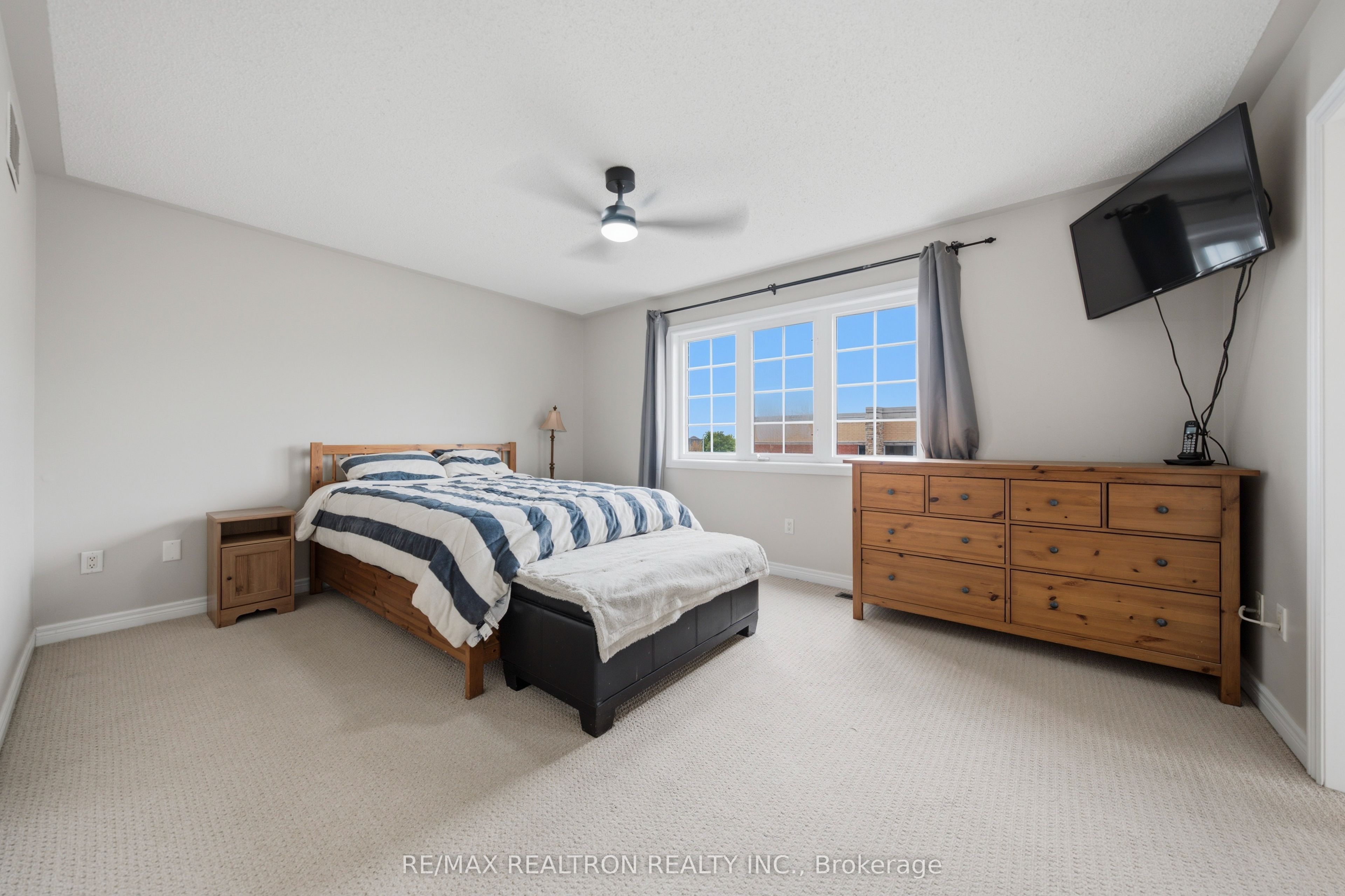 12 Cozens Drive Property Photo 23