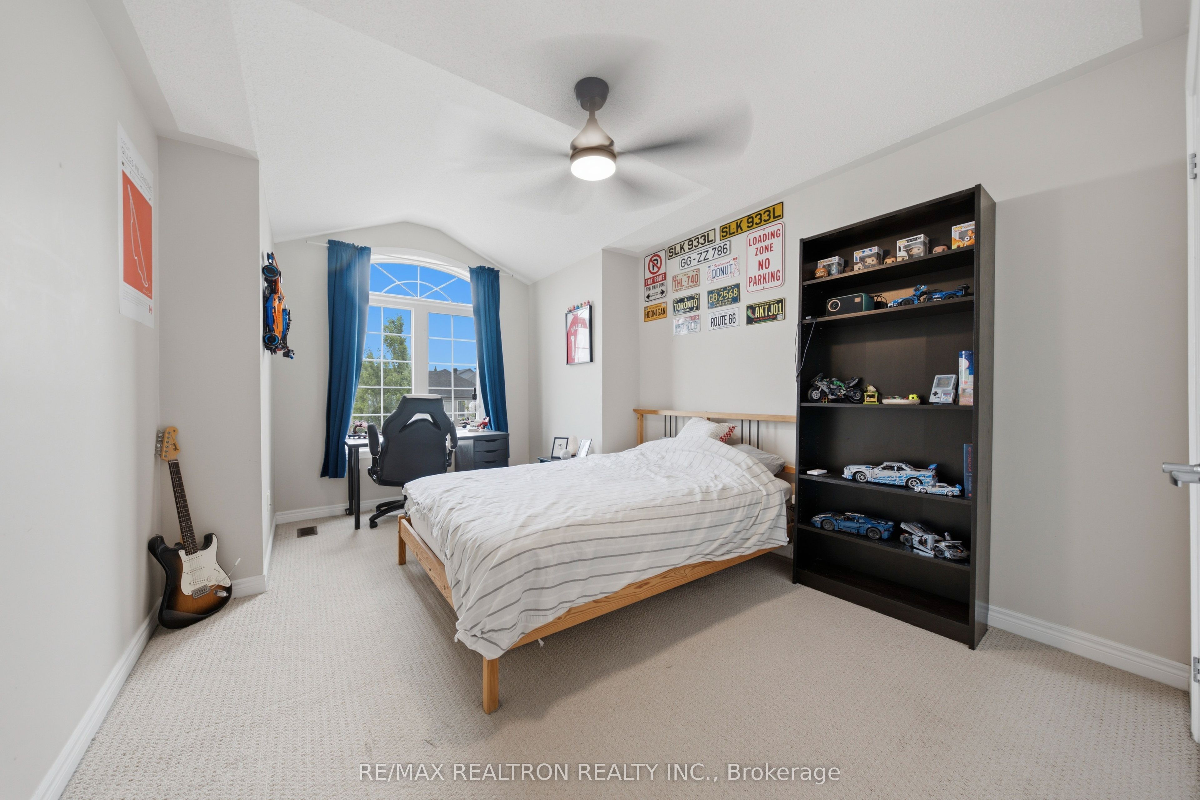 12 Cozens Drive Property Photo 29