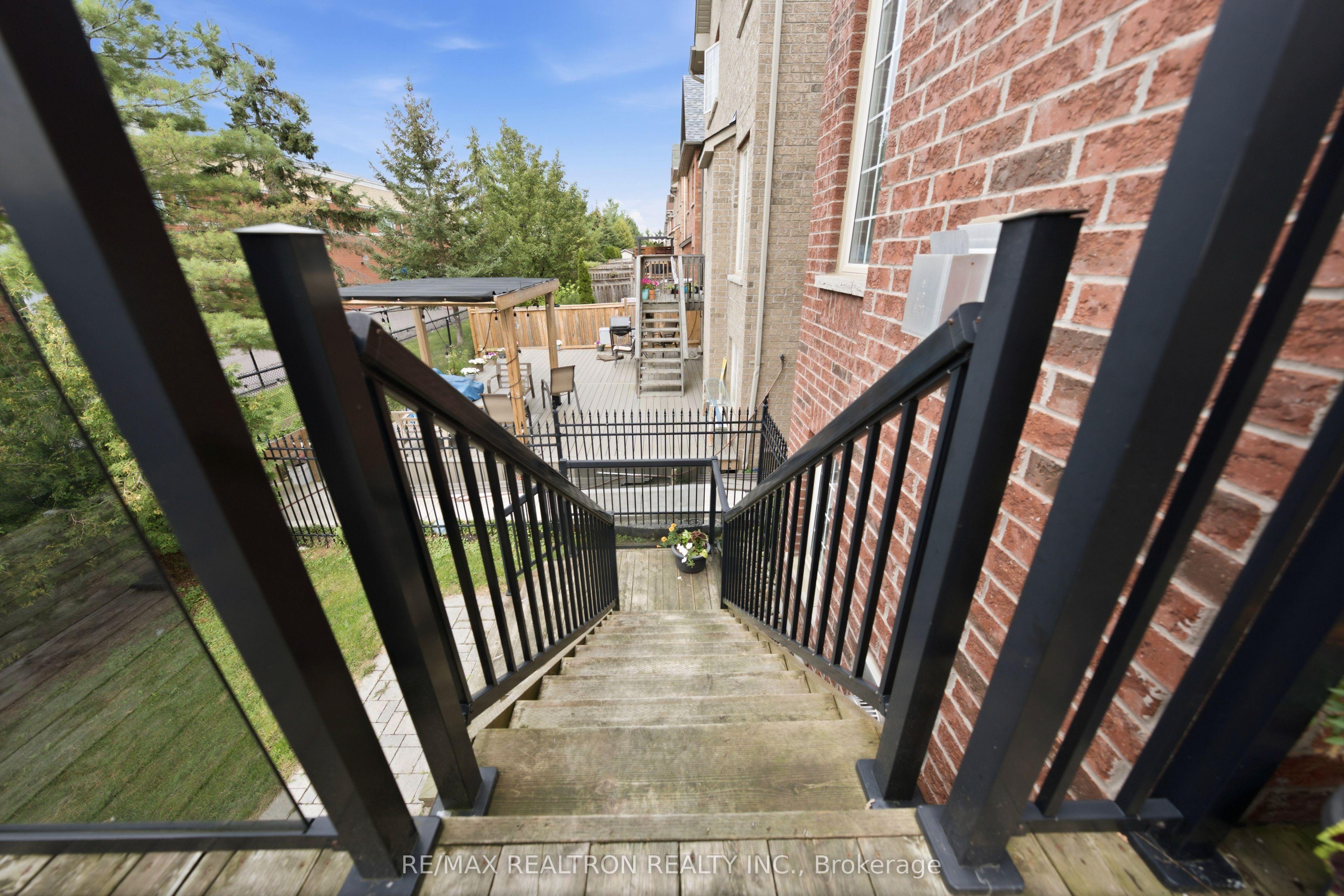 12 Cozens Drive Property Photo 31