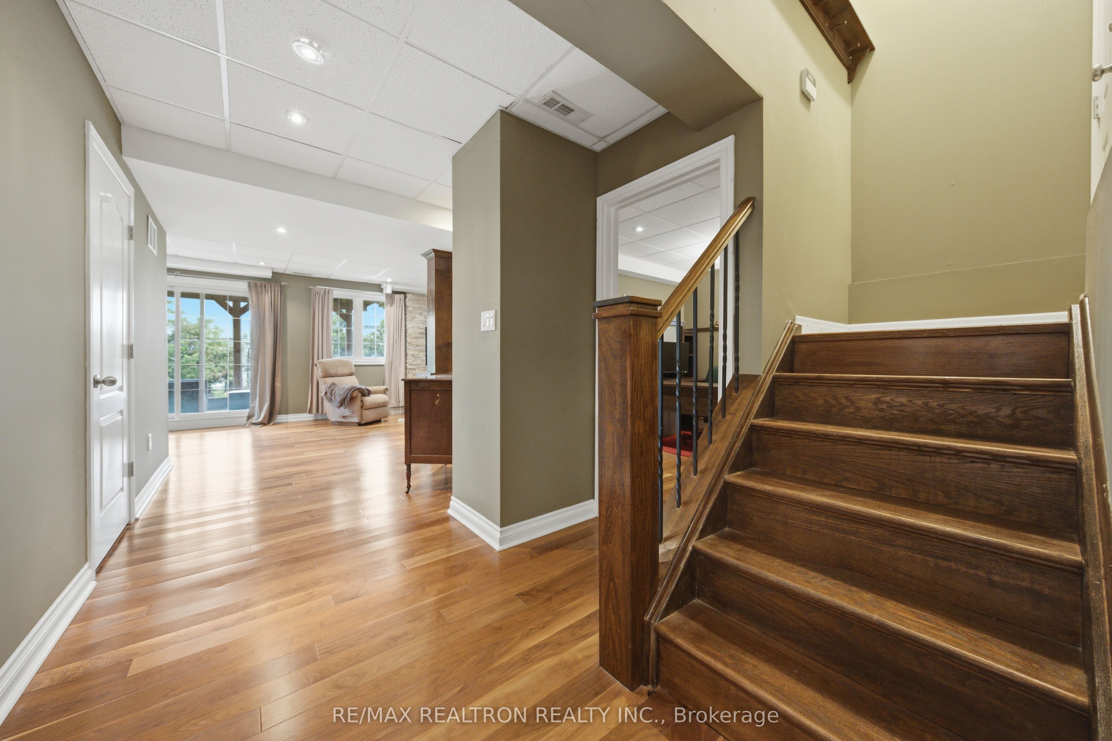 12 Cozens Drive Property Photo 37