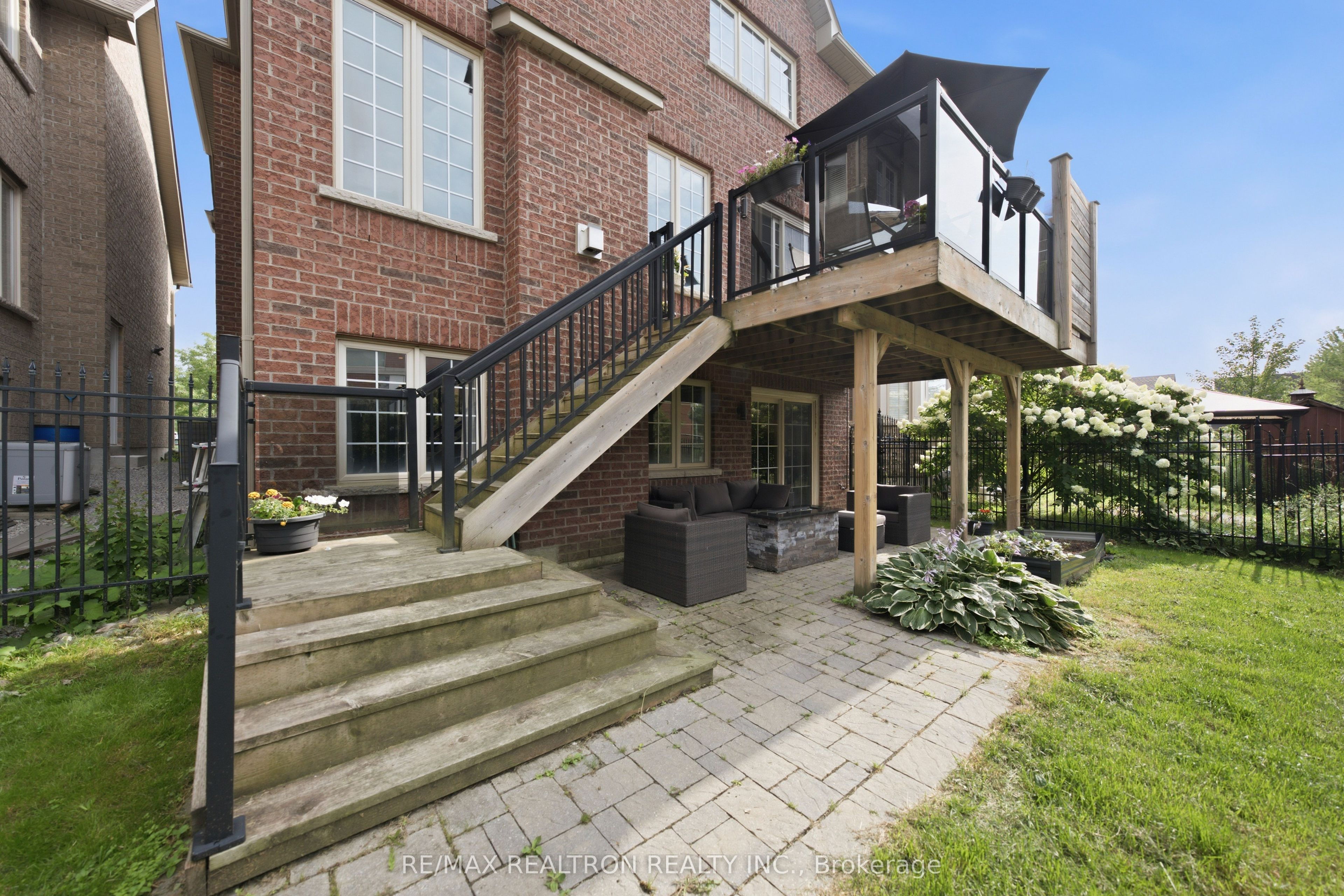 12 Cozens Drive Property Photo 46