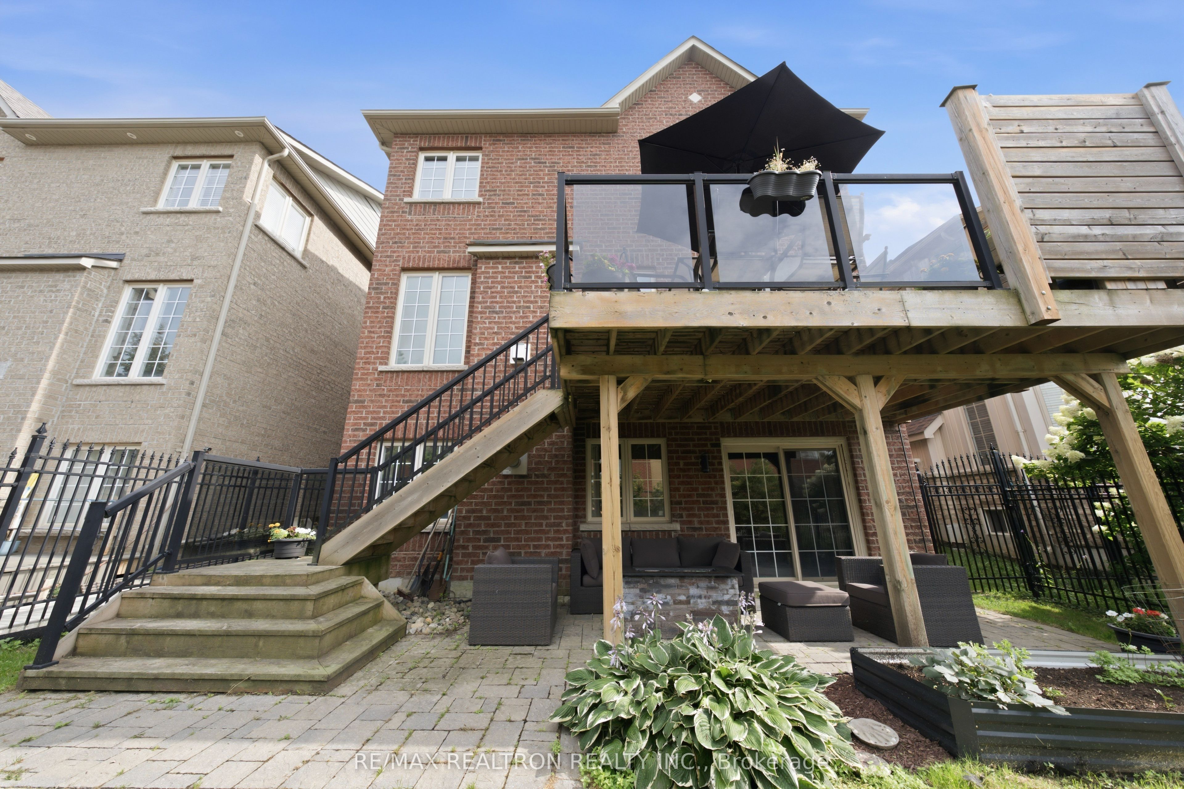 12 Cozens Drive Property Photo 47