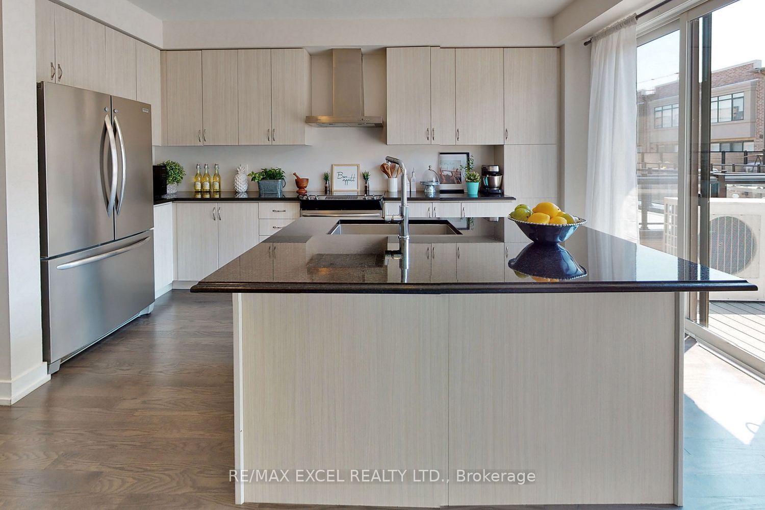 46 Troon Avenue Property Photo 25