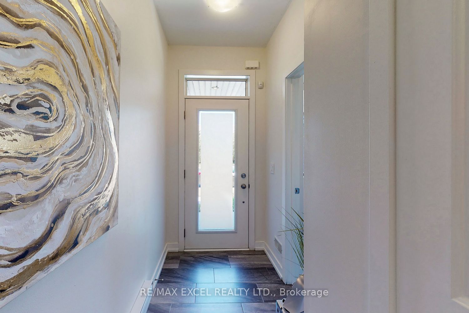 46 Troon Avenue Property Photo 28