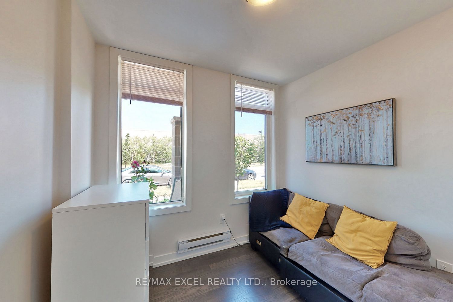 46 Troon Avenue Property Photo 35