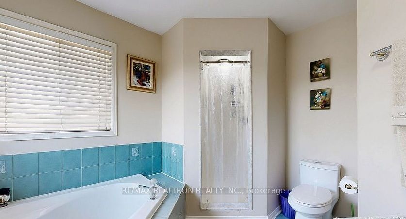 215 Drummond Drive Property Photo 16