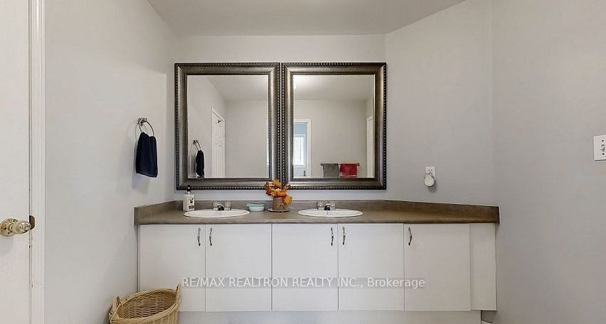 215 Drummond Drive Property Photo 21