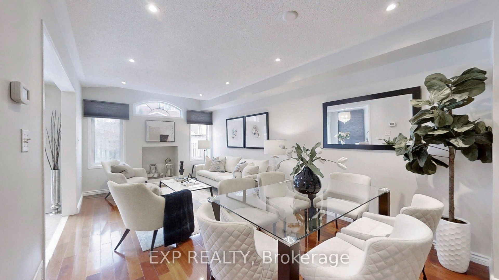 8 Hacienda Drive Property Photo 1