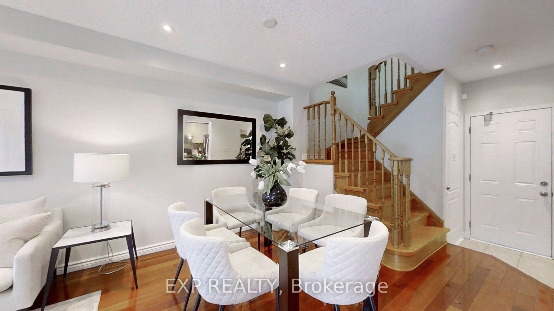 8 Hacienda Drive Property Photo 6