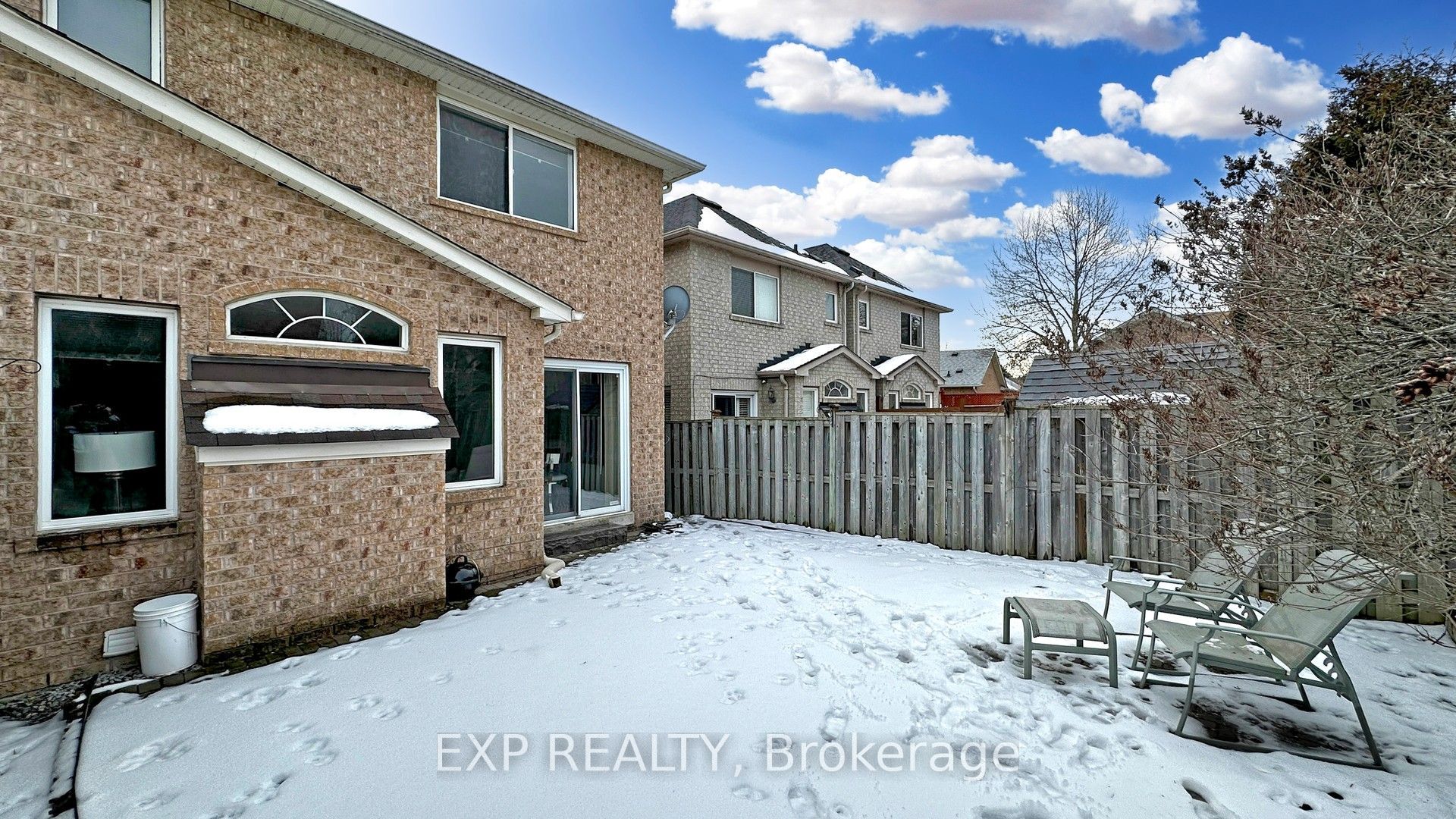 8 Hacienda Drive Property Photo 32