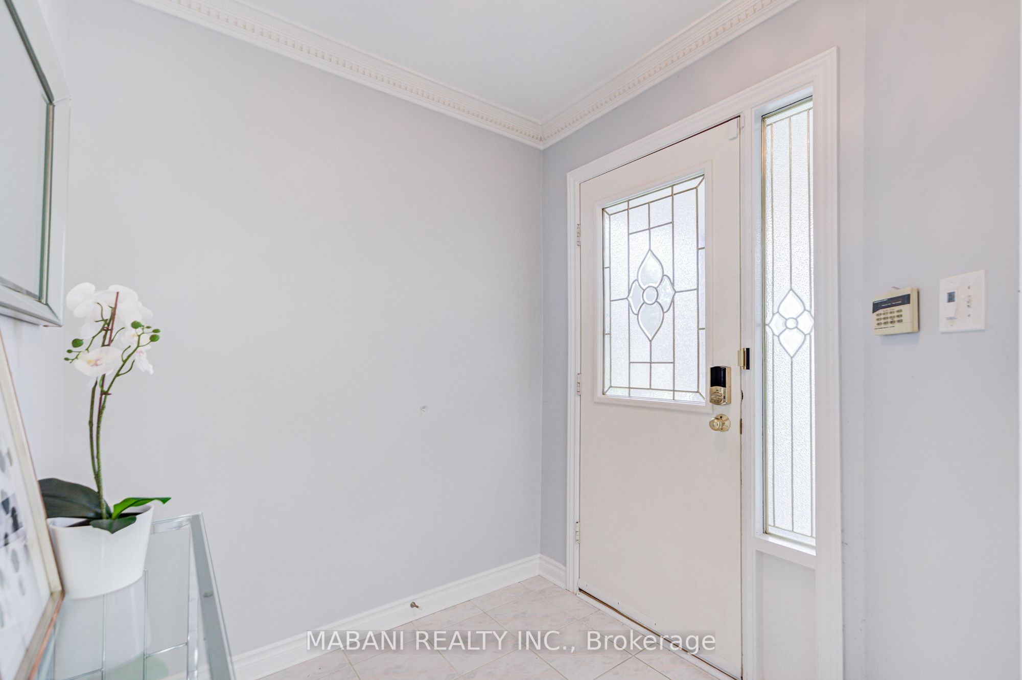 38 Marchwood Crescent Property Photo 10