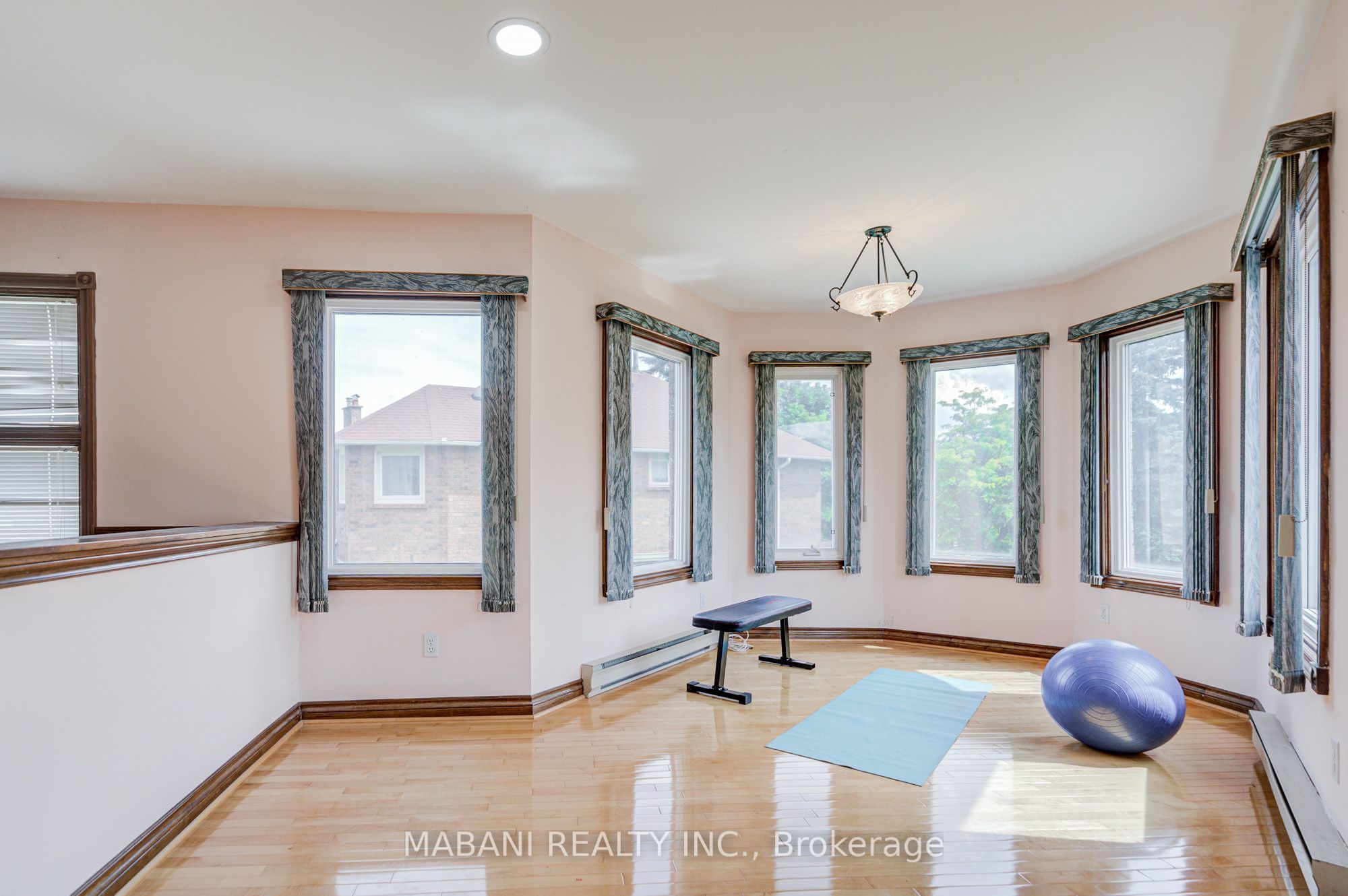 38 Marchwood Crescent Property Photo 20
