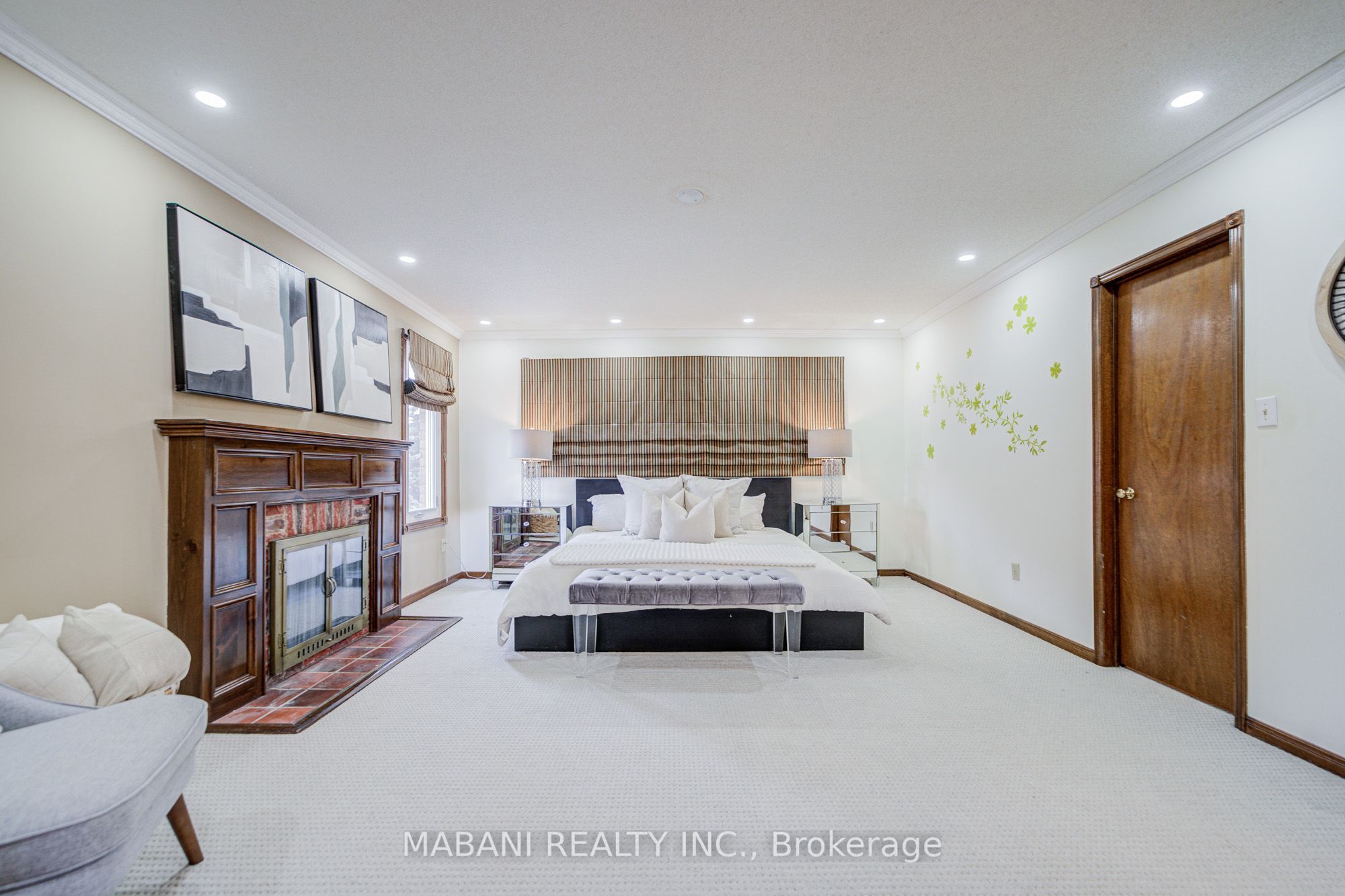 38 Marchwood Crescent Property Photo 25