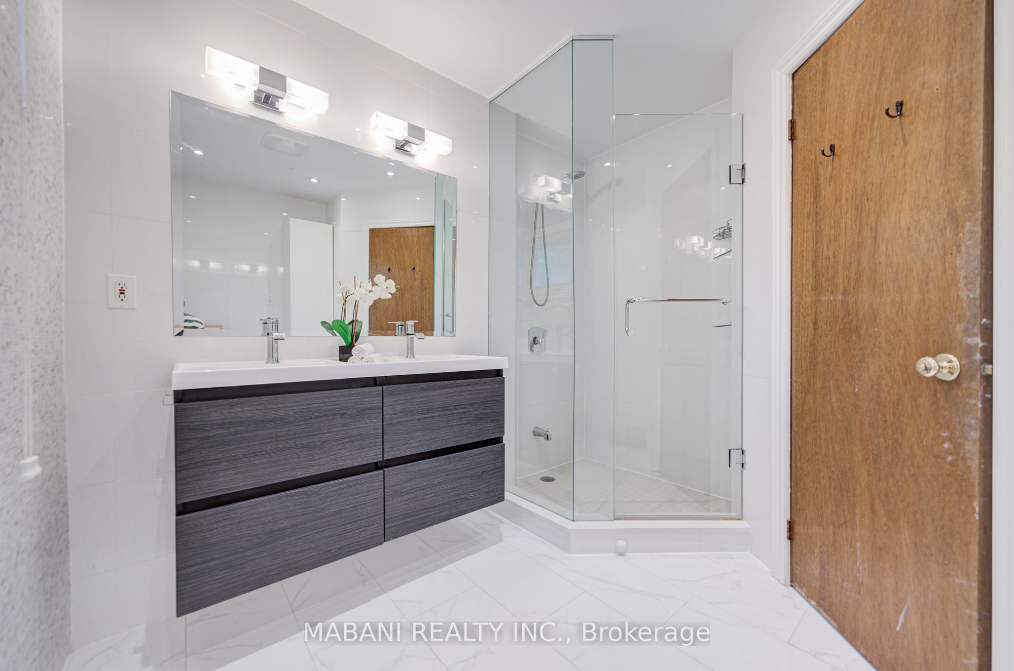 38 Marchwood Crescent Property Photo 31