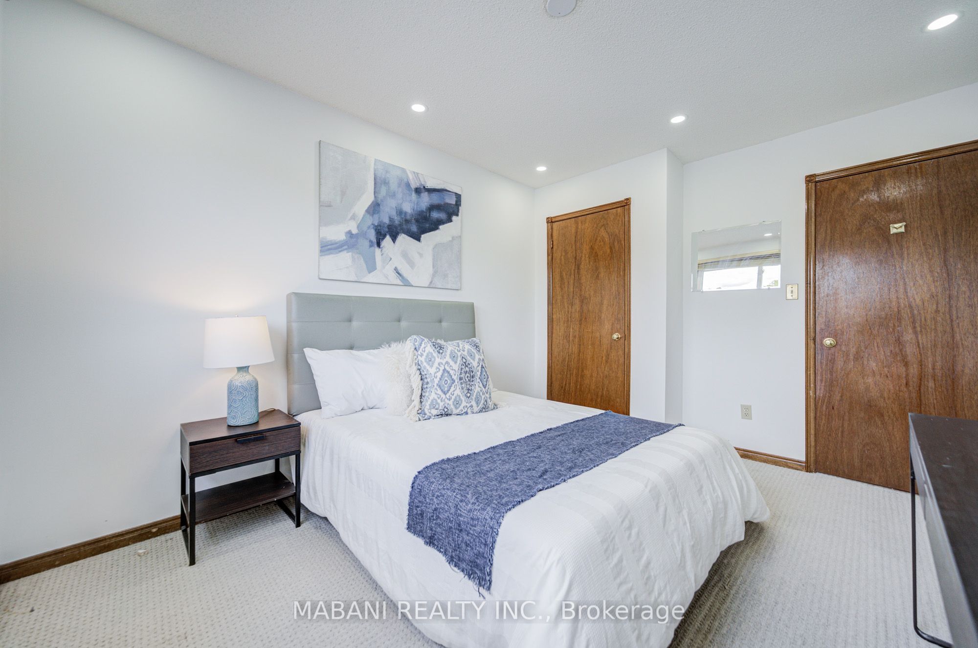38 Marchwood Crescent Property Photo 34