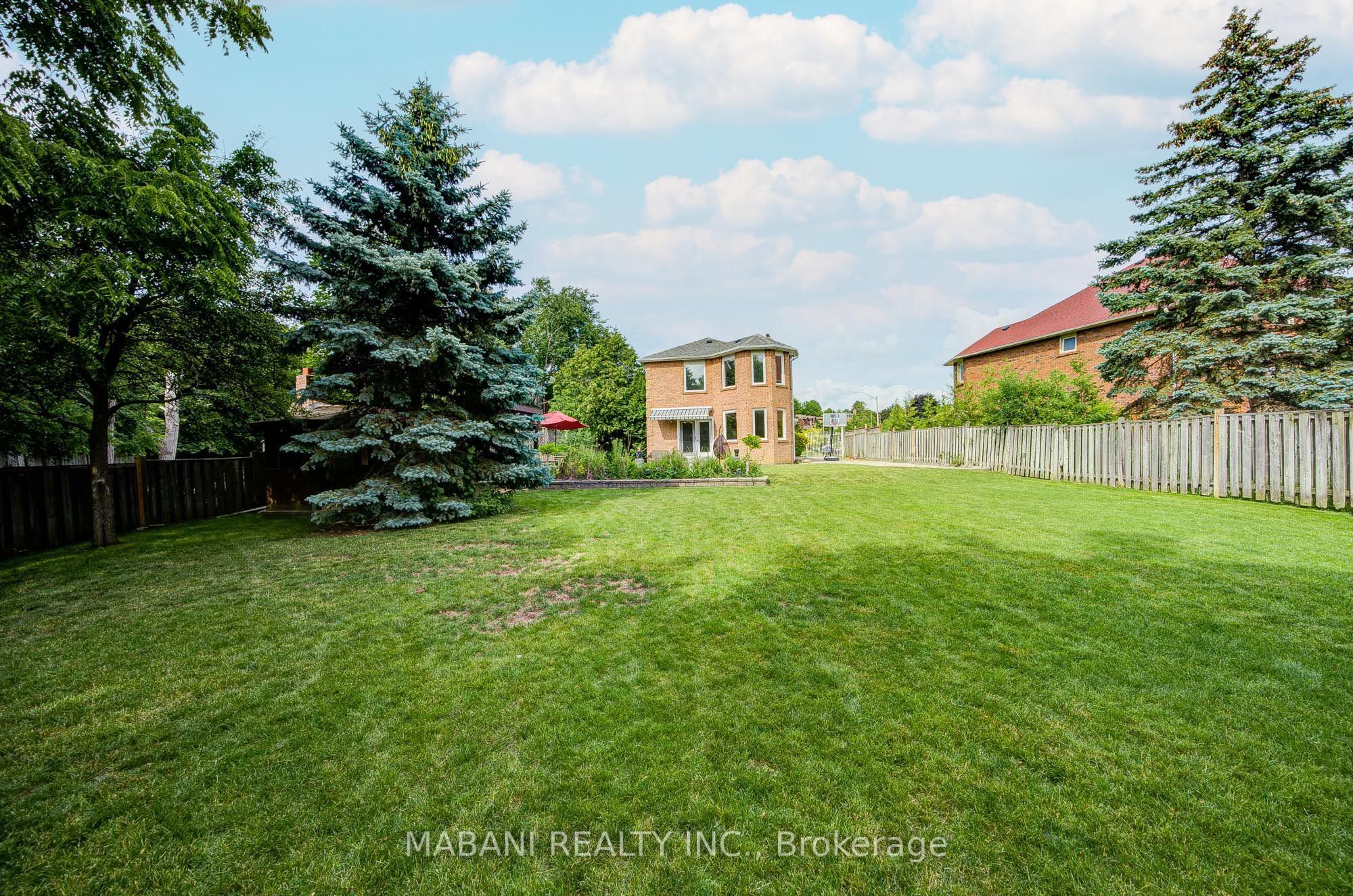 38 Marchwood Crescent Property Photo 49
