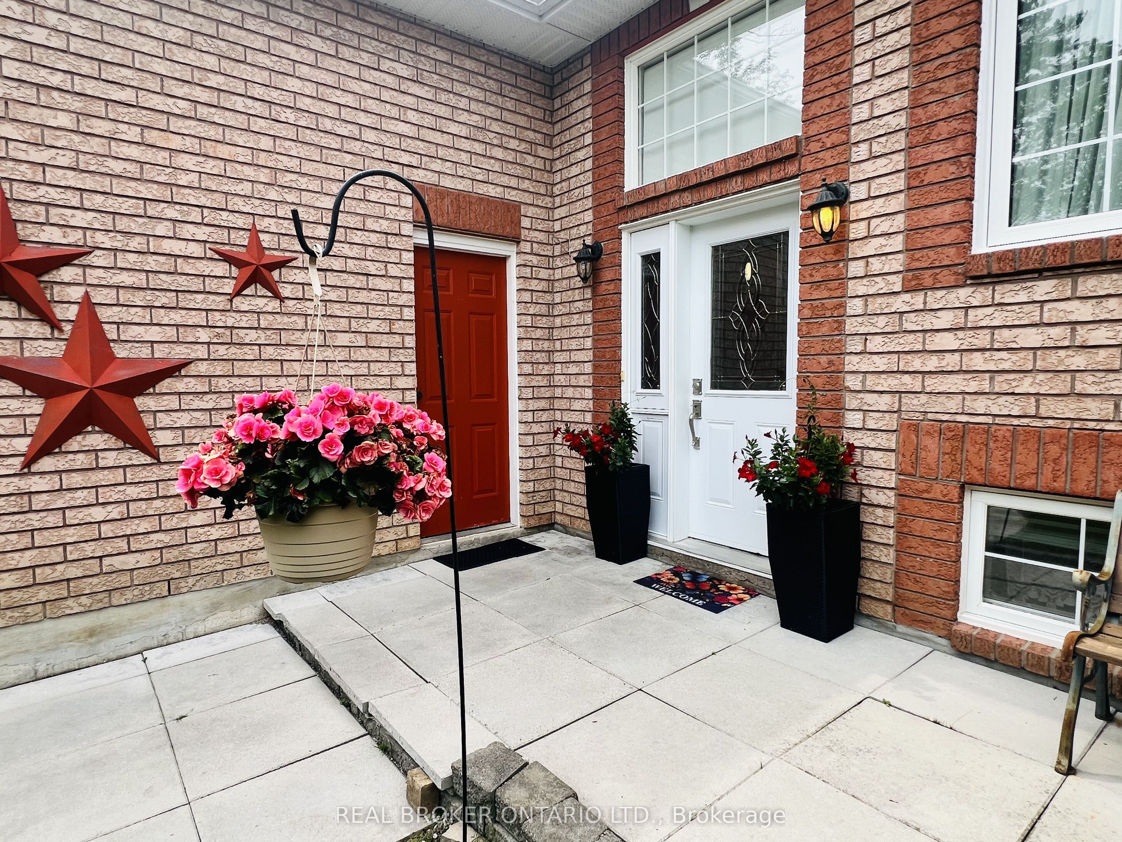 2342 Somers Boulevard Property Photo 3