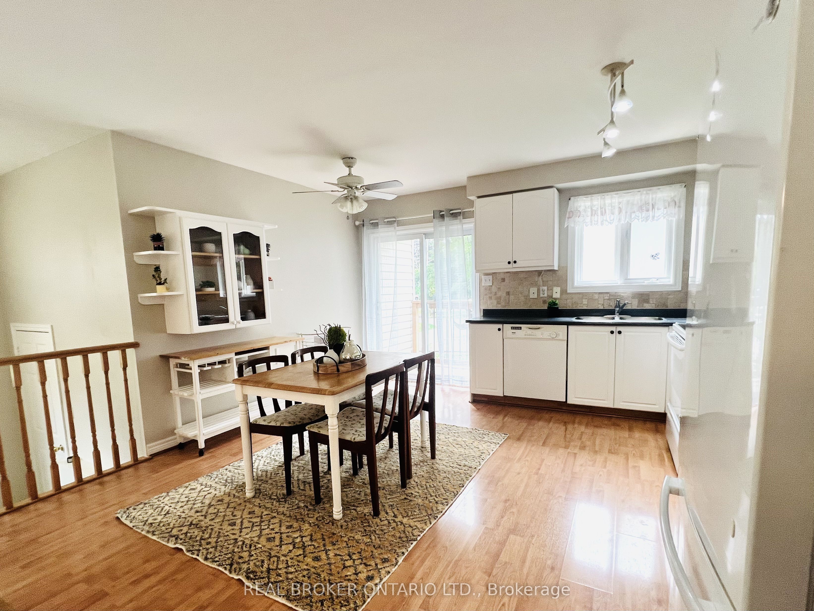 2342 Somers Boulevard Property Photo 4