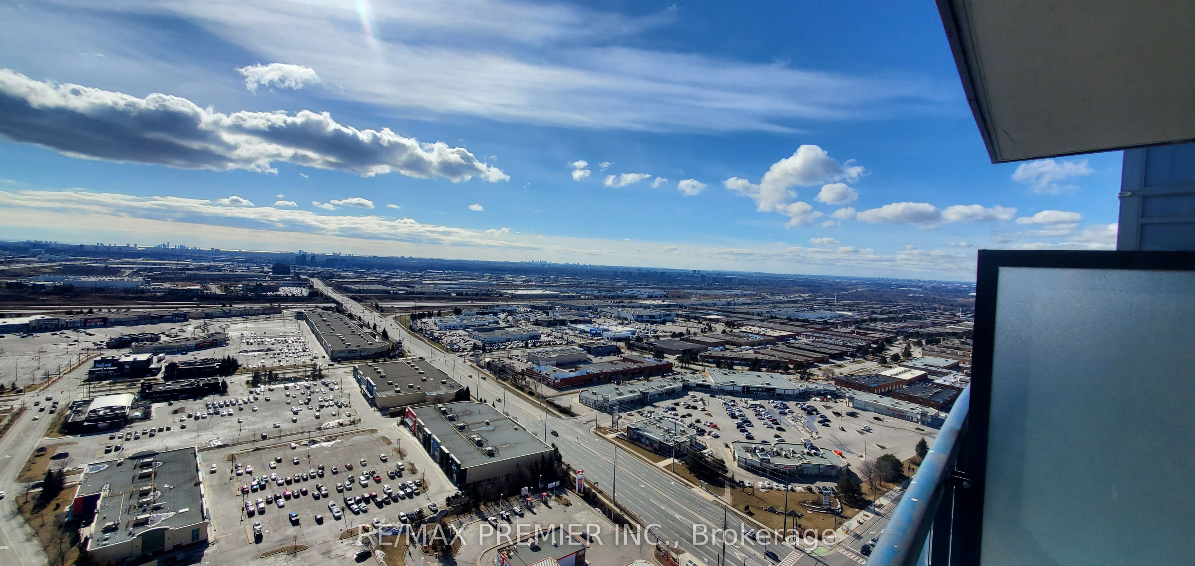 3600 Highway 7 3009 Property Photo 11