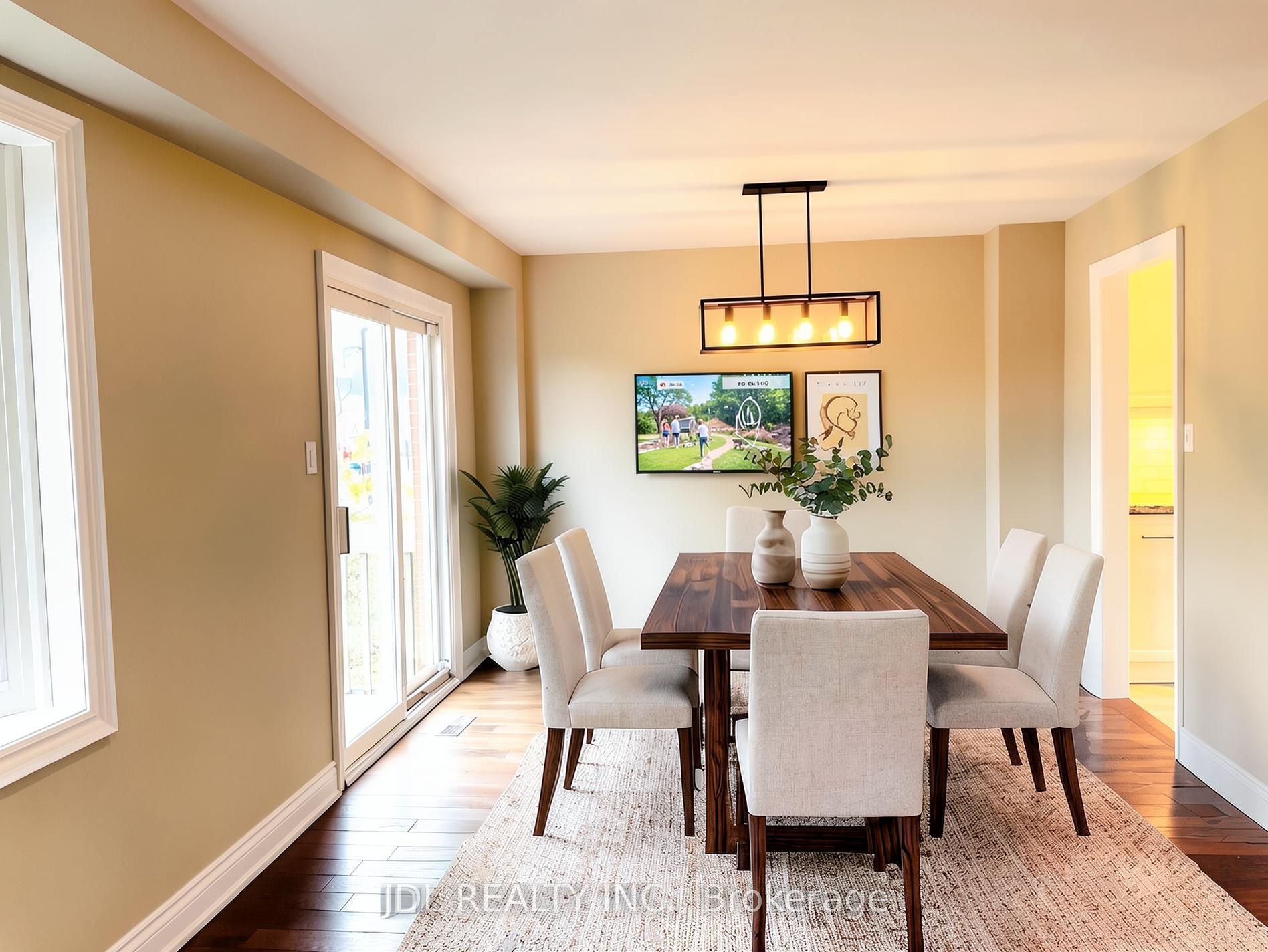 163 Carrick Upper Avenue Property Photo 4