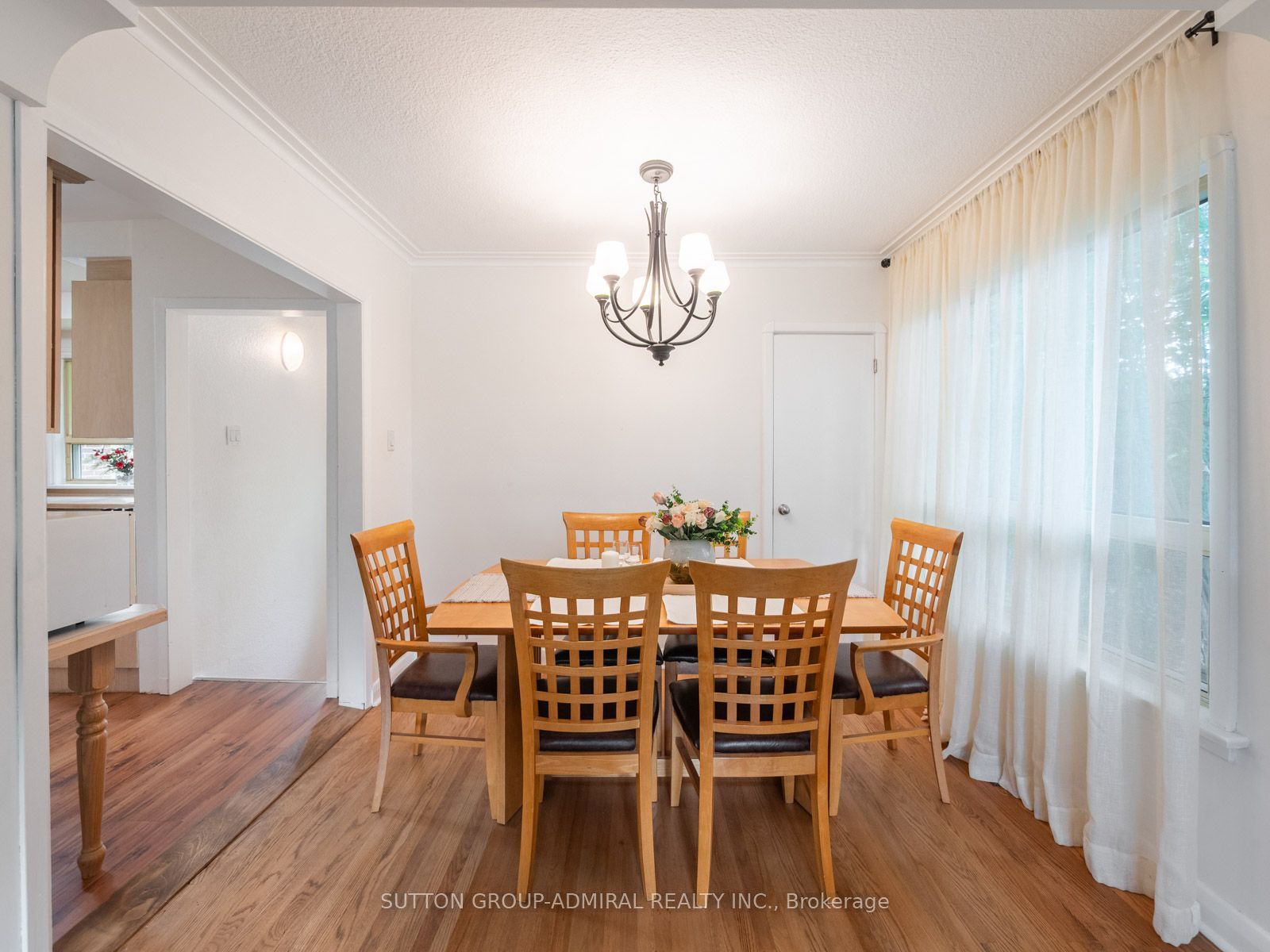 261 Carol Avenue Property Photo 17