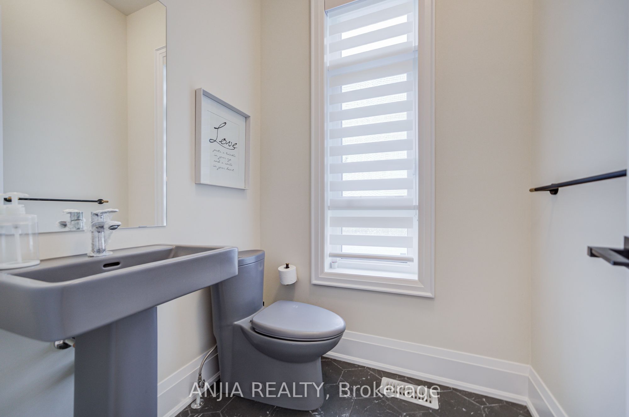 80 William Logan Drive Property Photo 9