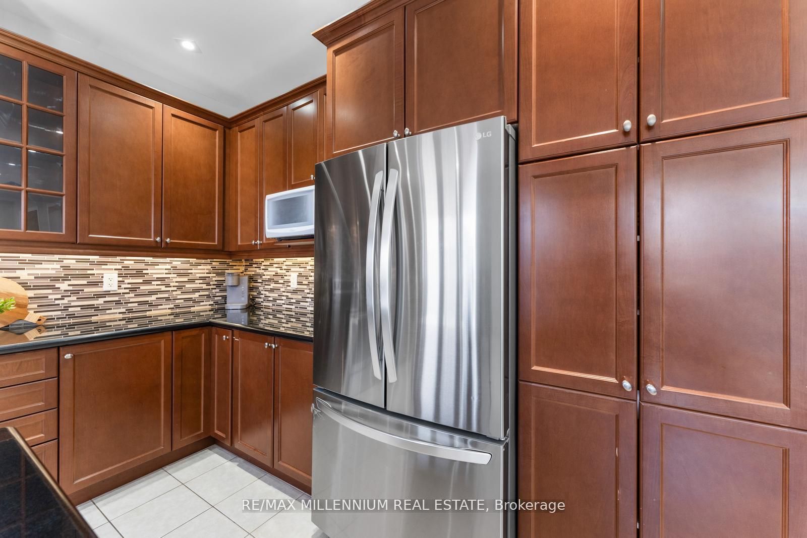 433 Mavrinac Boulevard Property Photo 22