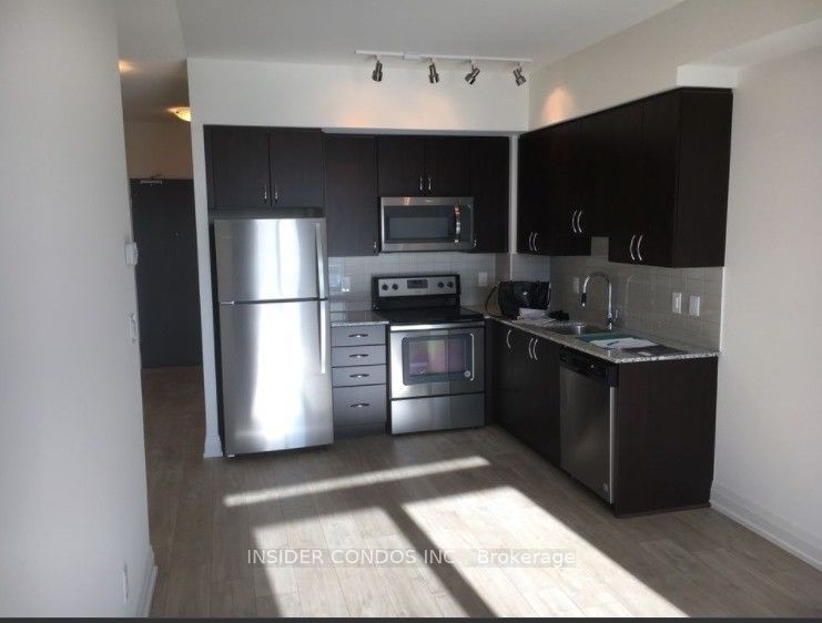 3600 Highway 7 2210 Property Photo 2