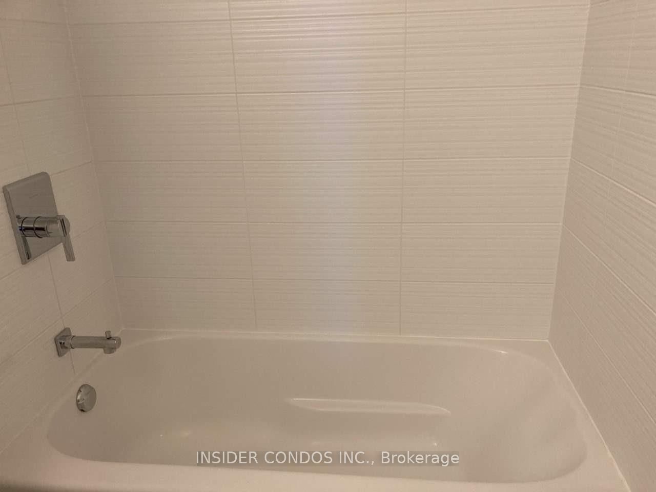 3600 Highway 7 2210 Property Photo 9